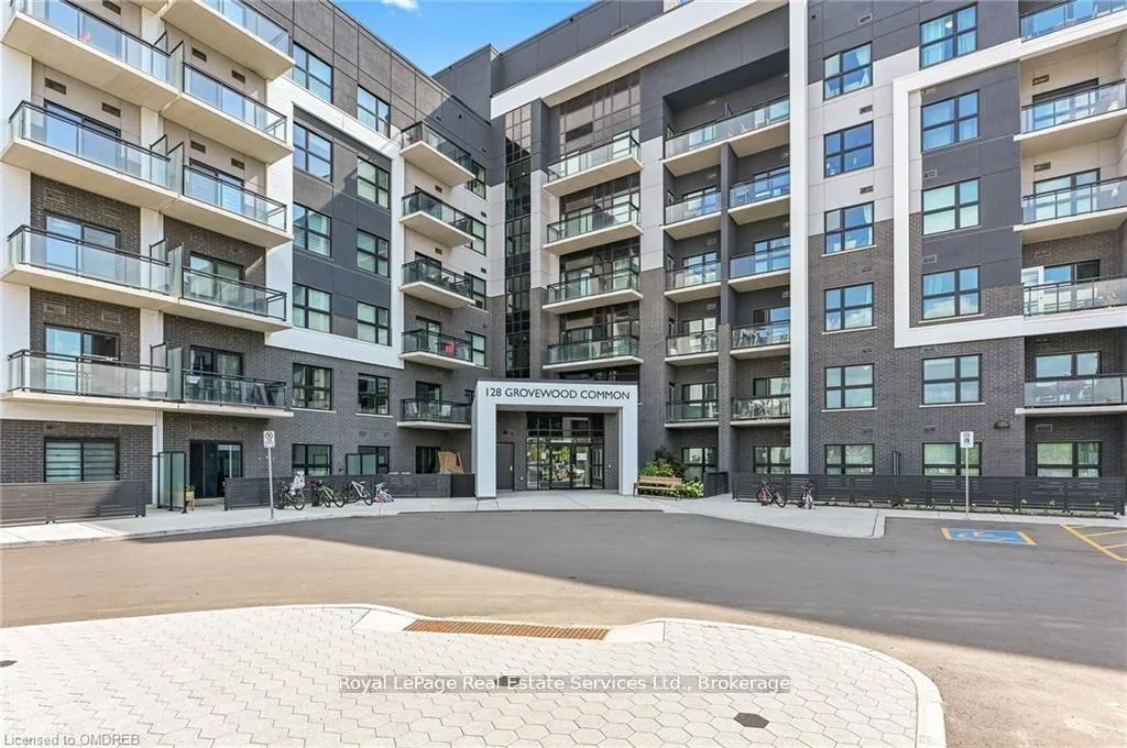 Front of Unit 132, 128 Grovewood Common