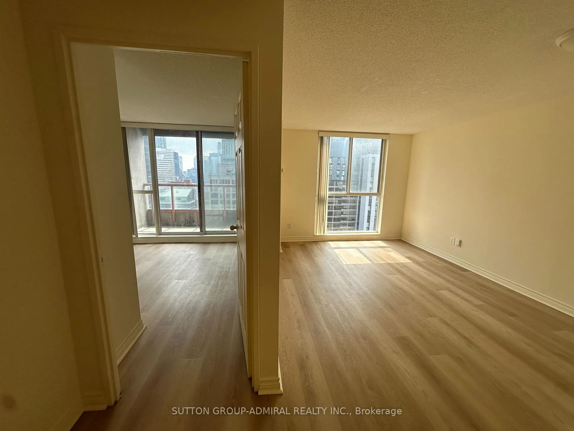 Photo 7 of Unit 3102, 736 Bay Street, Toronto, Bay Street Corridor — HOMEH