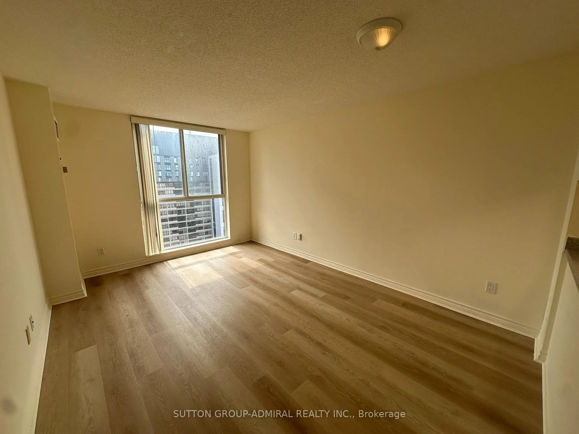 Photo 8 of Unit 3102, 736 Bay Street, Toronto, Bay Street Corridor — HOMEH