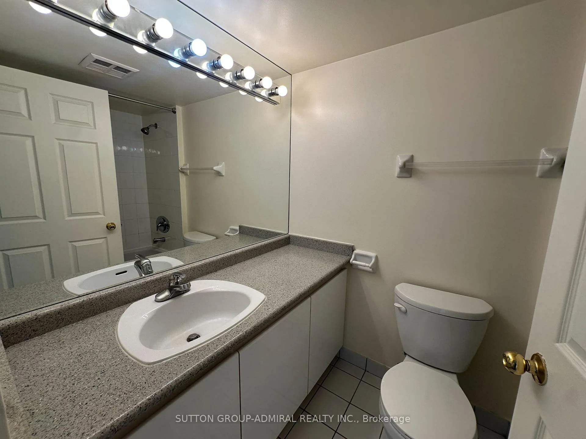 Photo 10 of Unit 3102, 736 Bay Street, Toronto, Bay Street Corridor — HOMEH