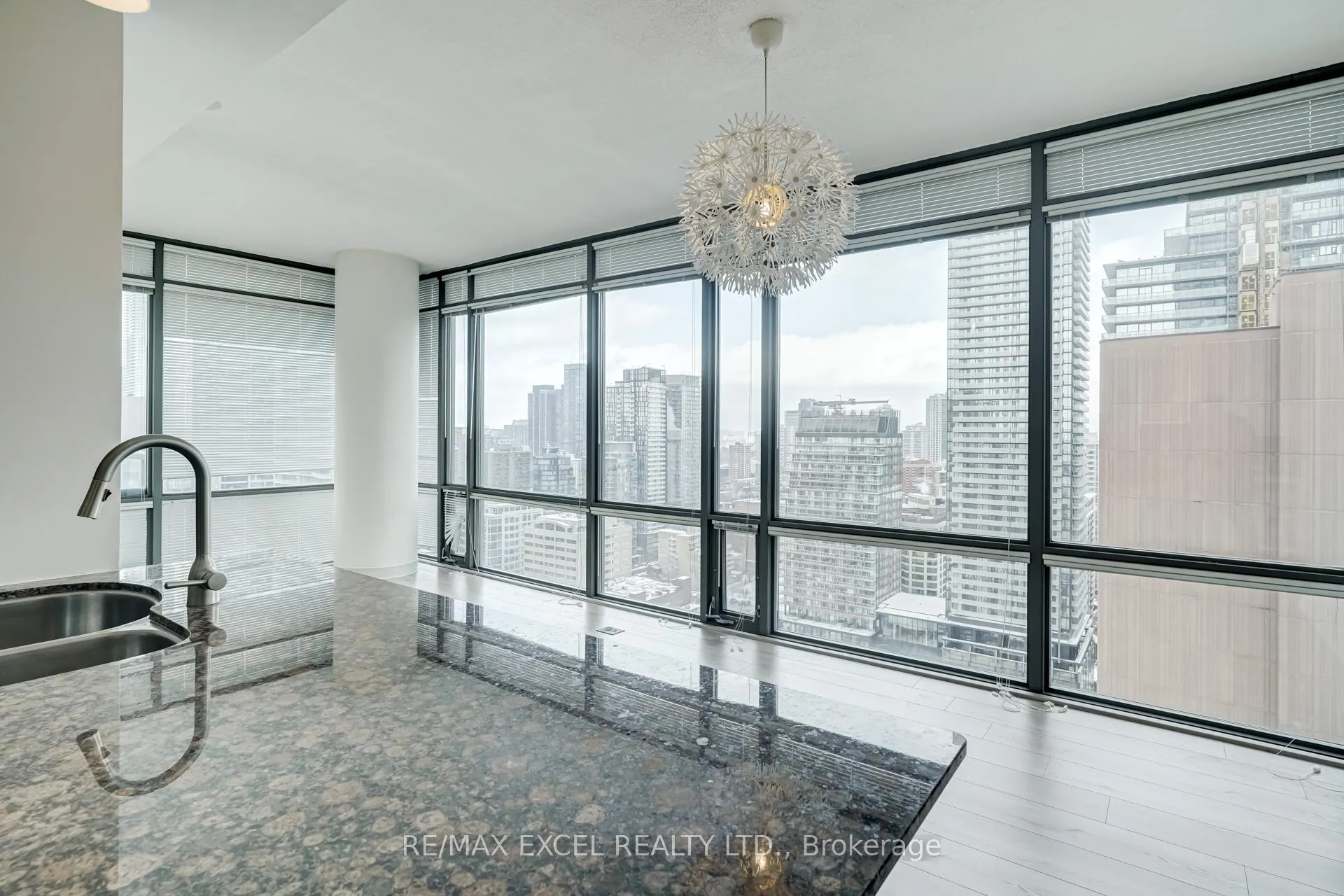 Photo 17 of Unit 2806, 37 Grosvenor Street, Toronto, Bay Street Corridor — HOMEH