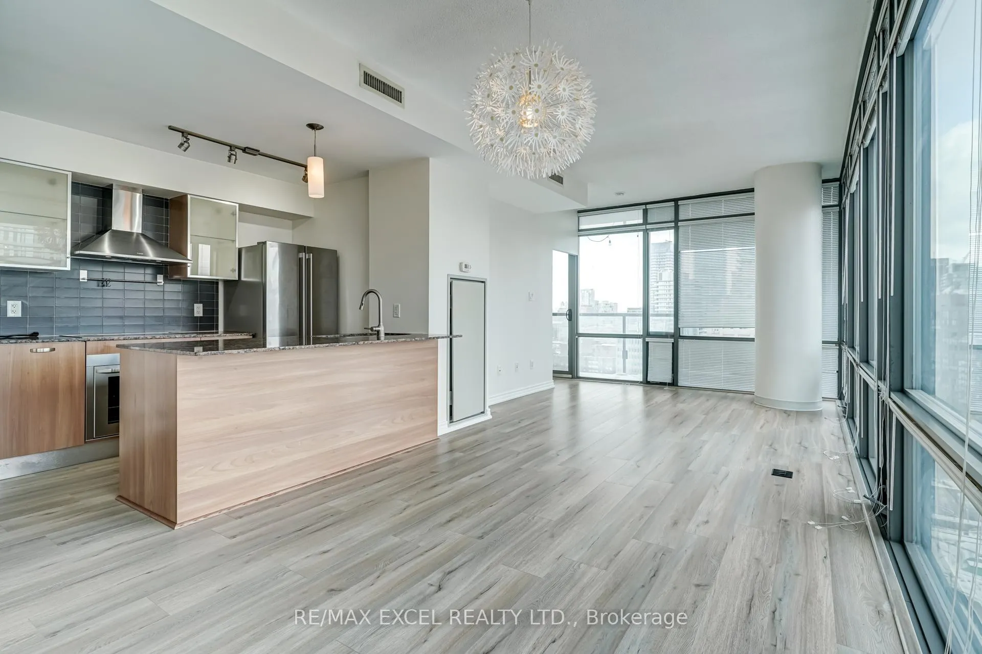Photo 18 of Unit 2806, 37 Grosvenor Street, Toronto, Bay Street Corridor — HOMEH