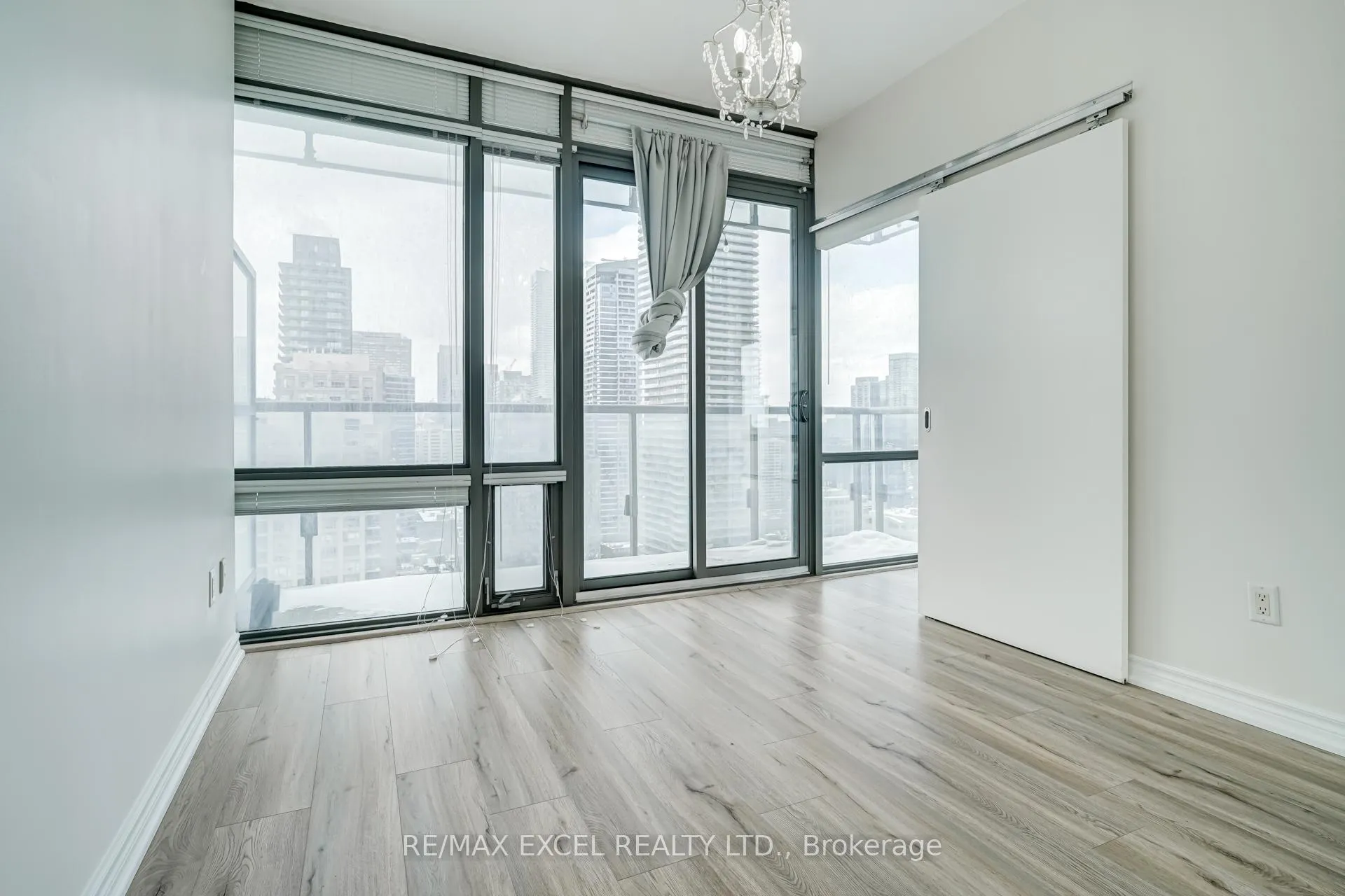 Photo 22 of Unit 2806, 37 Grosvenor Street, Toronto, Bay Street Corridor — HOMEH