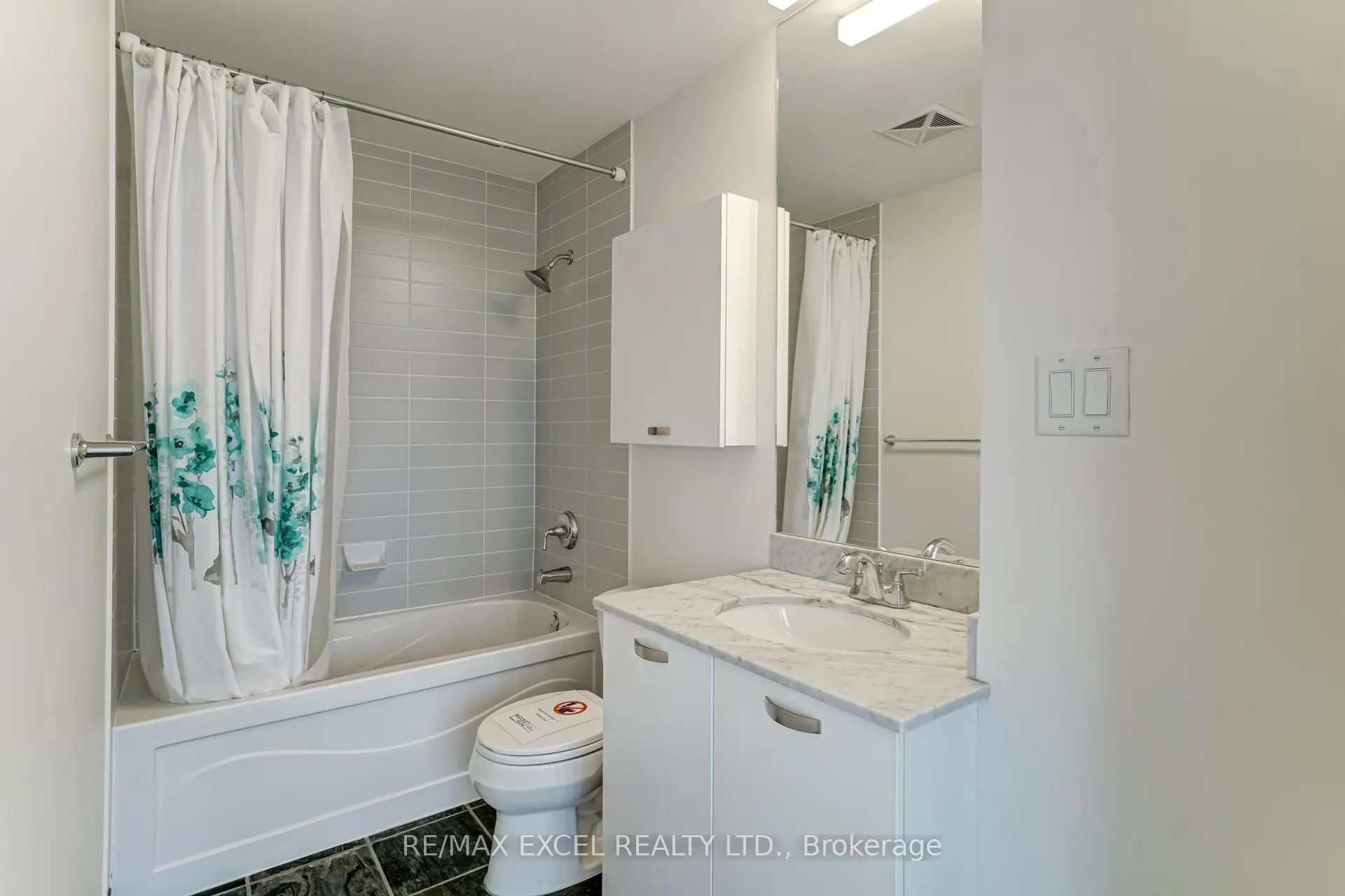 Photo 23 of Unit 2806, 37 Grosvenor Street, Toronto, Bay Street Corridor — HOMEH