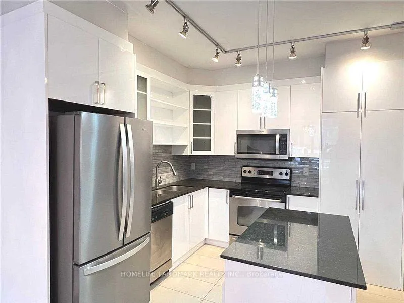 Photo 1 of Unit 101, 37 Galleria Parkway, Markham, Commerce Valley — HOMEH