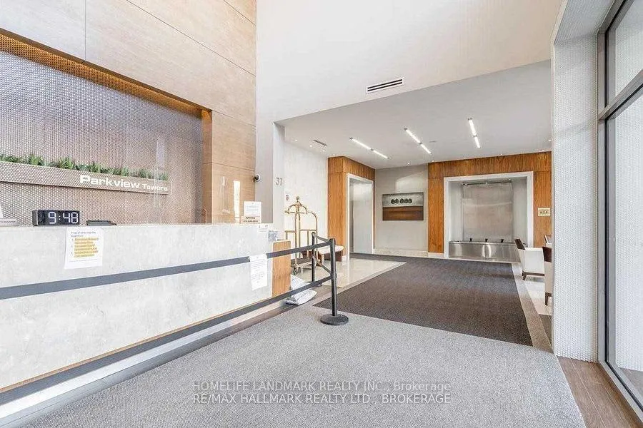 Photo 12 of Unit 101, 37 Galleria Parkway, Markham, Commerce Valley — HOMEH
