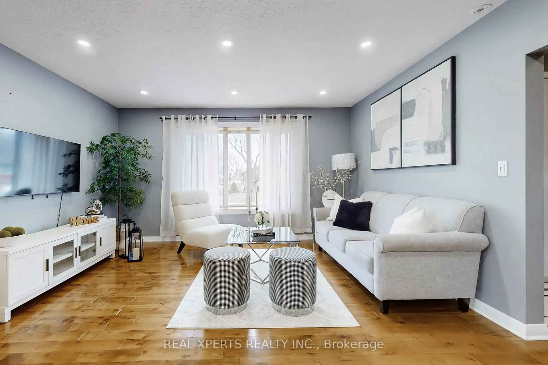Photo 11 of 200 Rosemount Drive, Kitchener, Rosemount — HOMEH