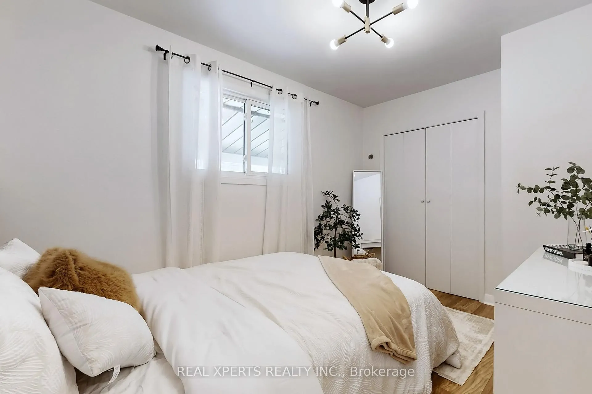 Photo 28 of 200 Rosemount Drive, Kitchener, Rosemount — HOMEH