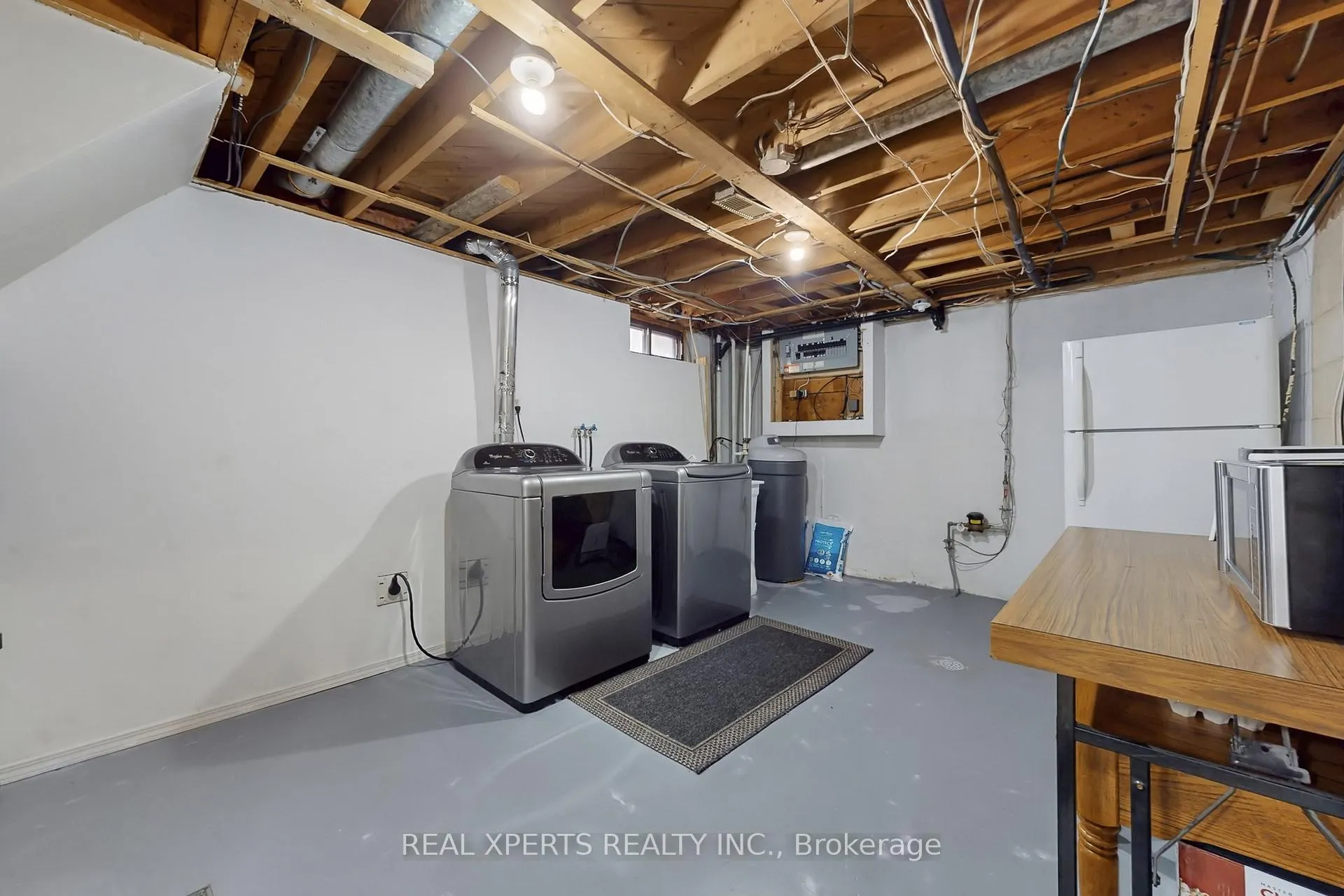 Photo 43 of 200 Rosemount Drive, Kitchener, Rosemount — HOMEH
