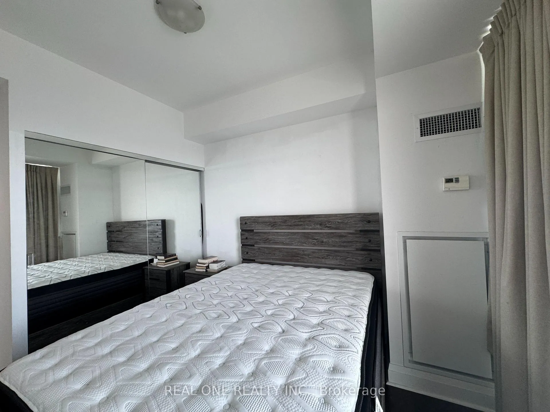 Photo 34 of Unit 2304, 65 St Mary Street, Toronto, Bay Street Corridor — HOMEH