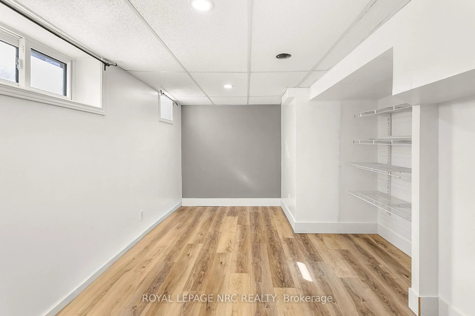Photo 14 of 5608 Byng Avenue, Niagara Falls, Hospital — HOMEH