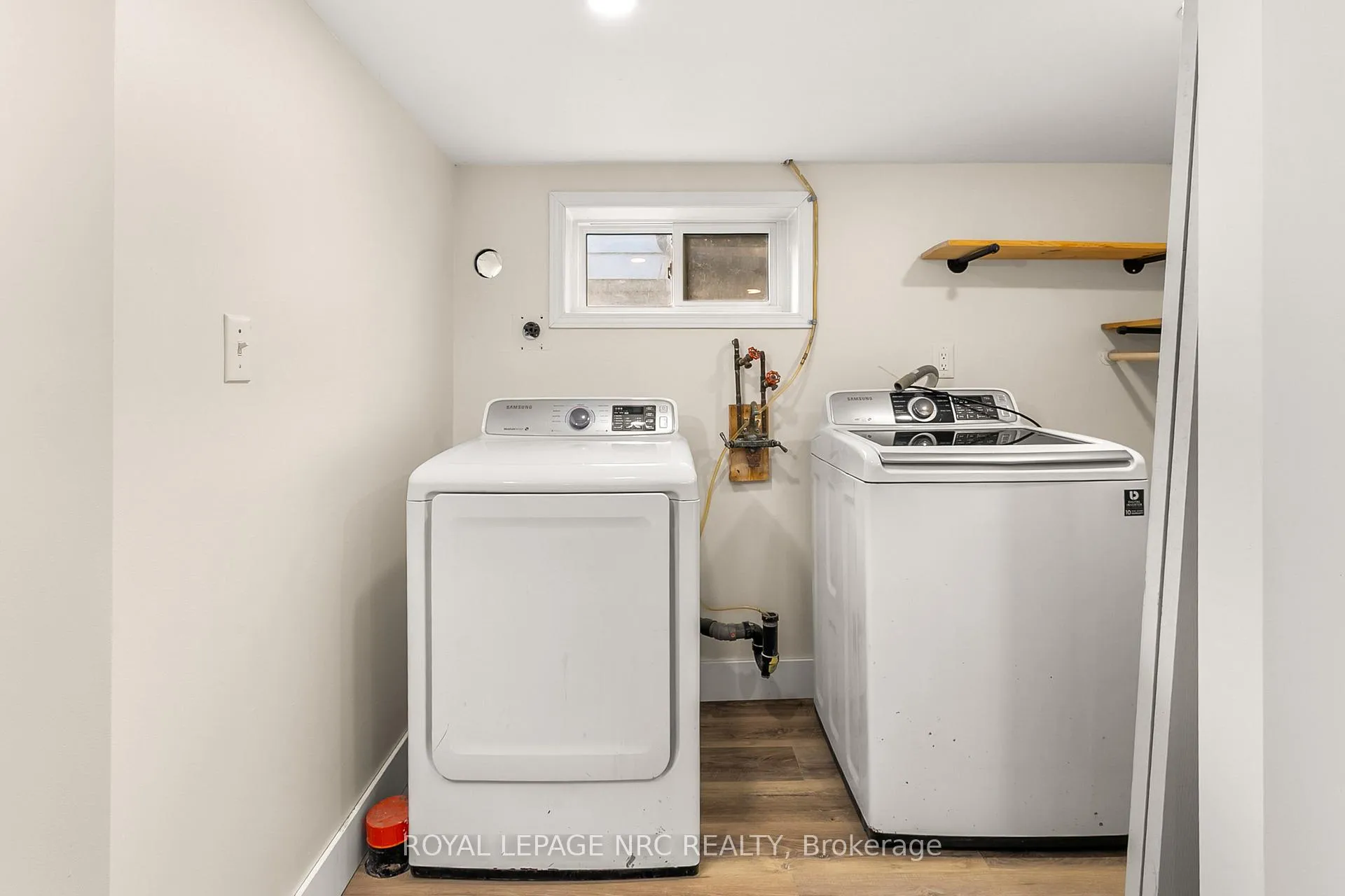 Photo 16 of 5608 Byng Avenue, Niagara Falls, Hospital — HOMEH