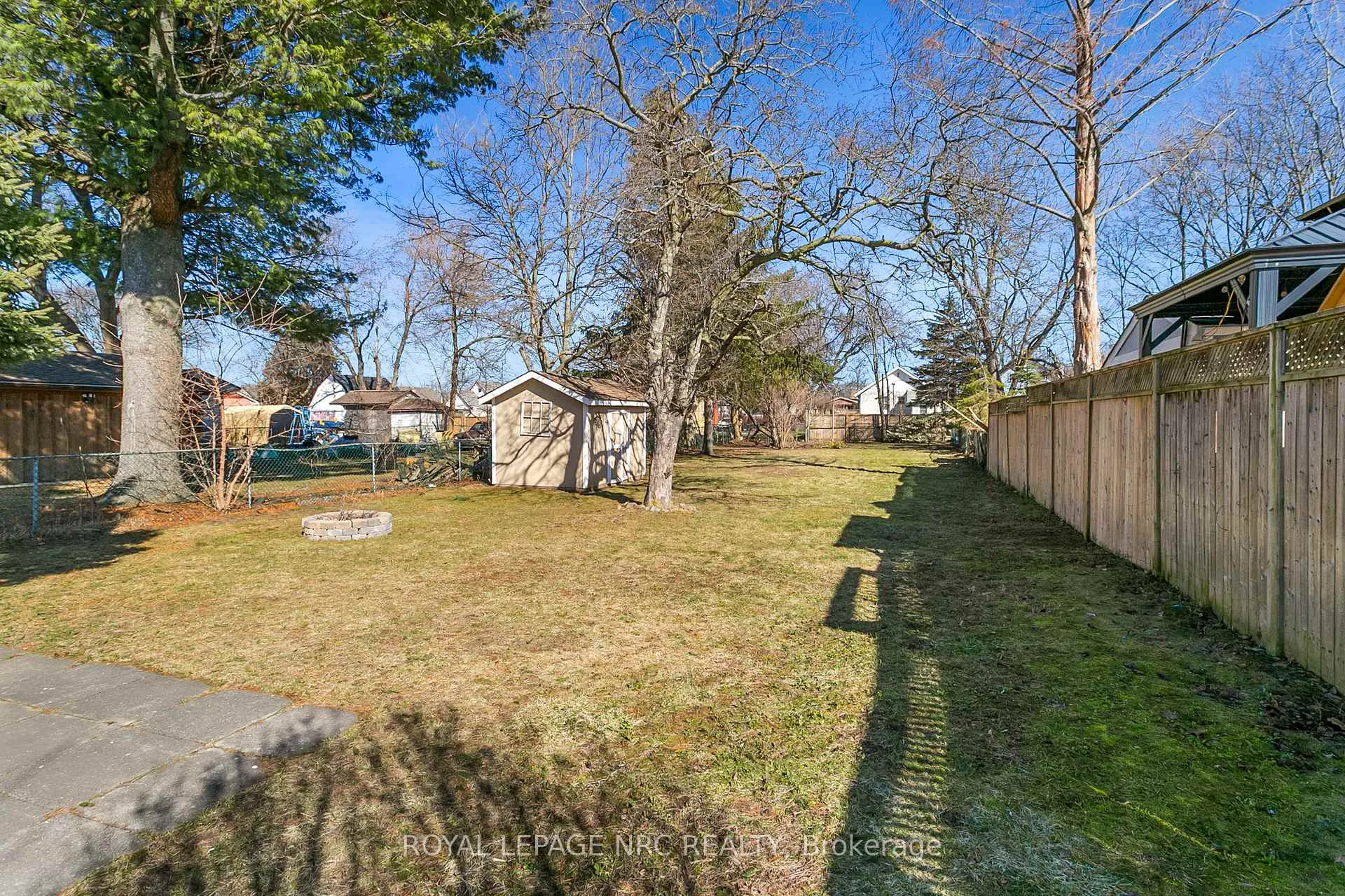 Photo 21 of 5608 Byng Avenue, Niagara Falls, Hospital — HOMEH