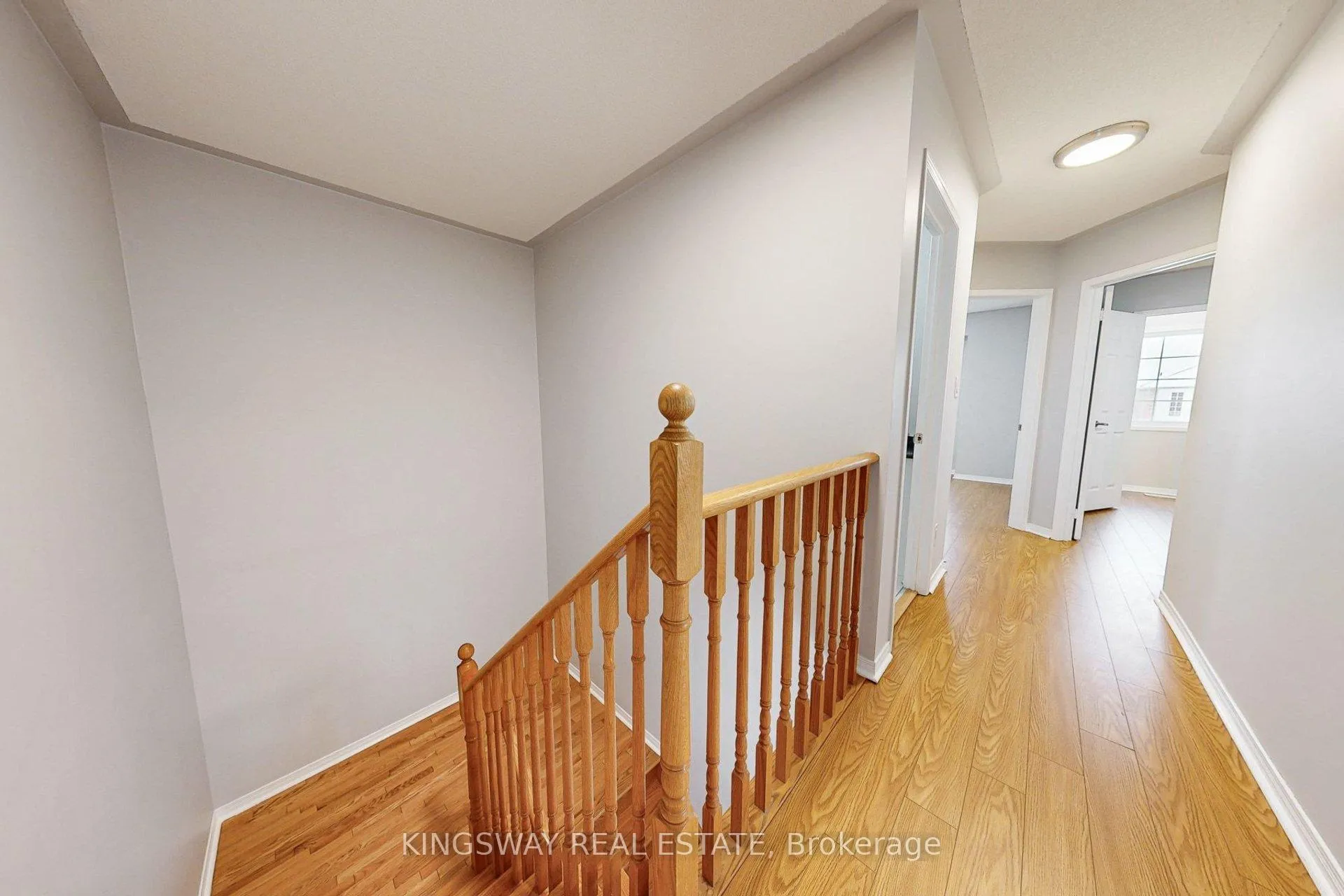Photo 16 of 84 Abbotsbury Drive, Brampton, Credit Valley — HOMEH