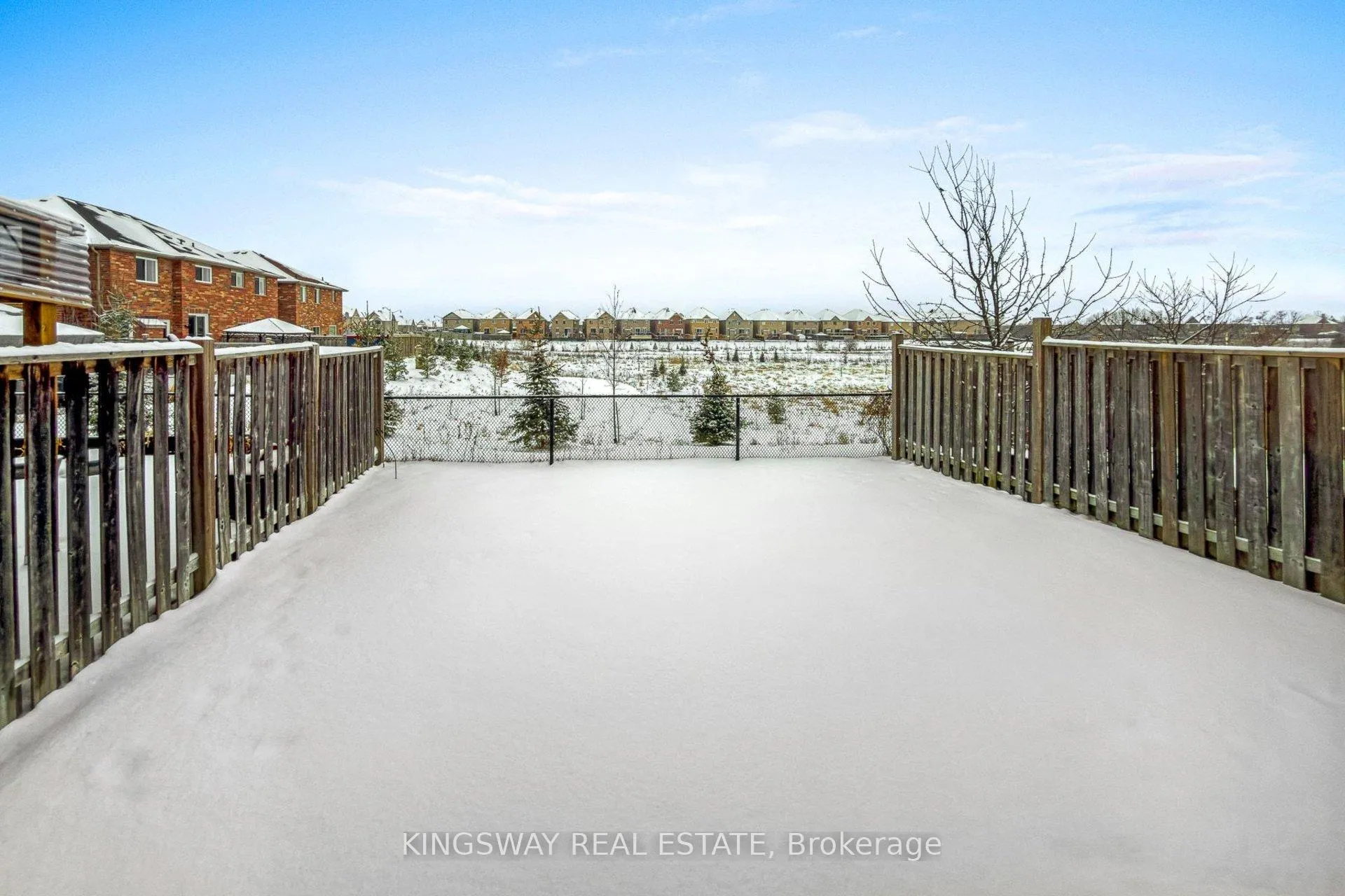 Photo 33 of 84 Abbotsbury Drive, Brampton, Credit Valley — HOMEH