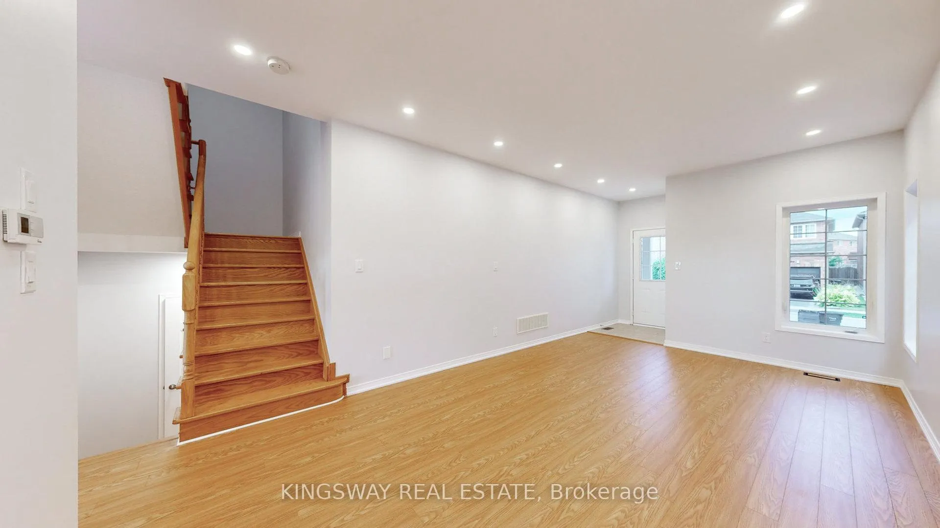 Photo 35 of 84 Abbotsbury Drive, Brampton, Credit Valley — HOMEH