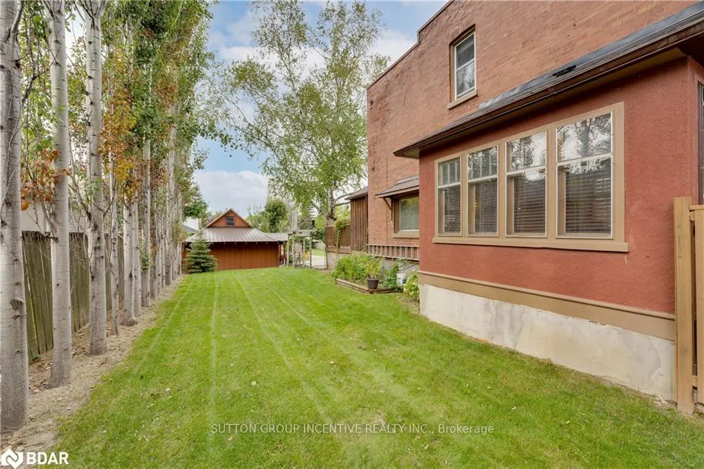 Photo 3 of 22 Queen Street, Innisfil, Cookstown — HOMEH