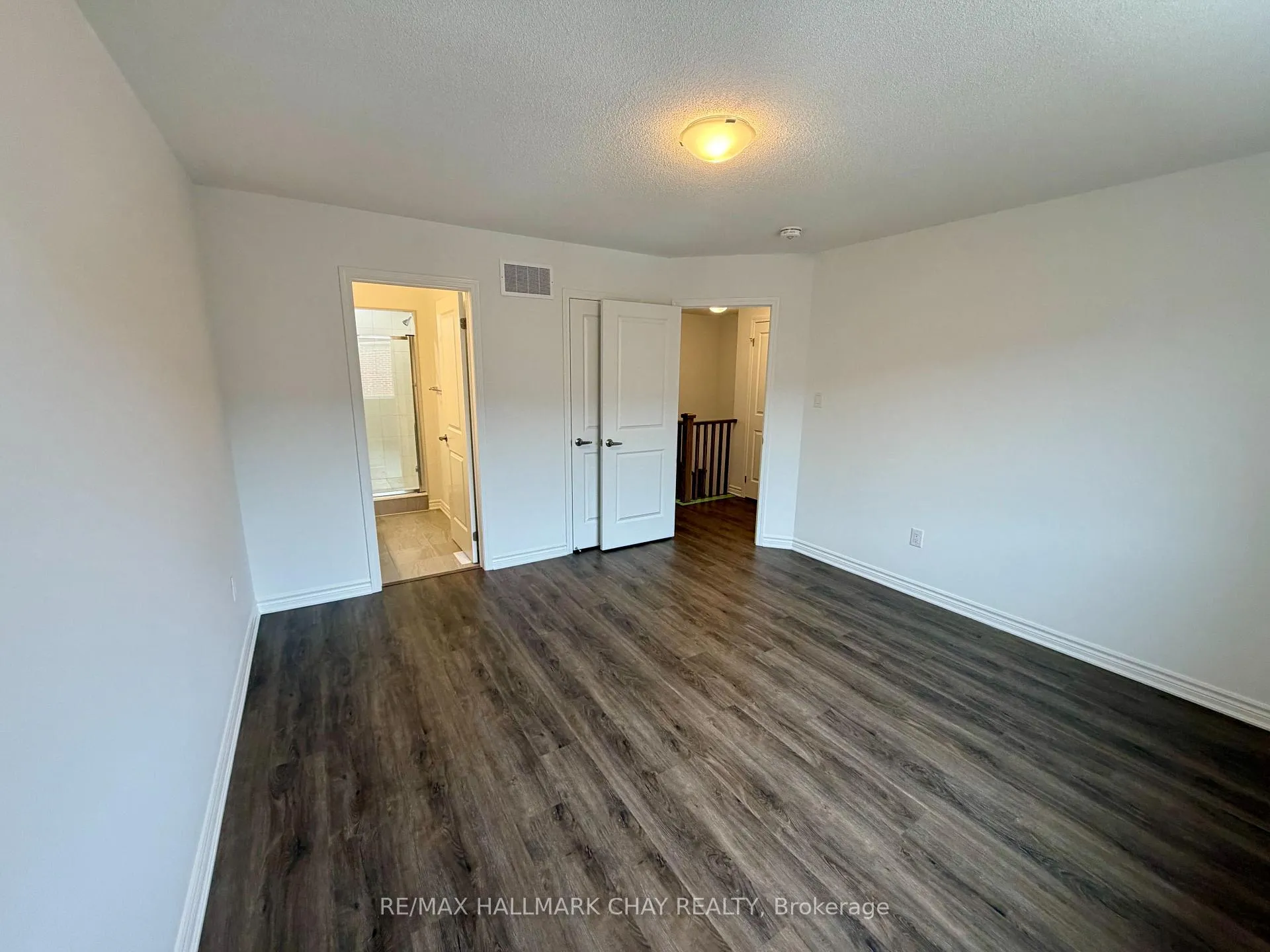 Photo 11 of 48 Foxley Heights, Barrie, Rural Barrie Southwest — HOMEH