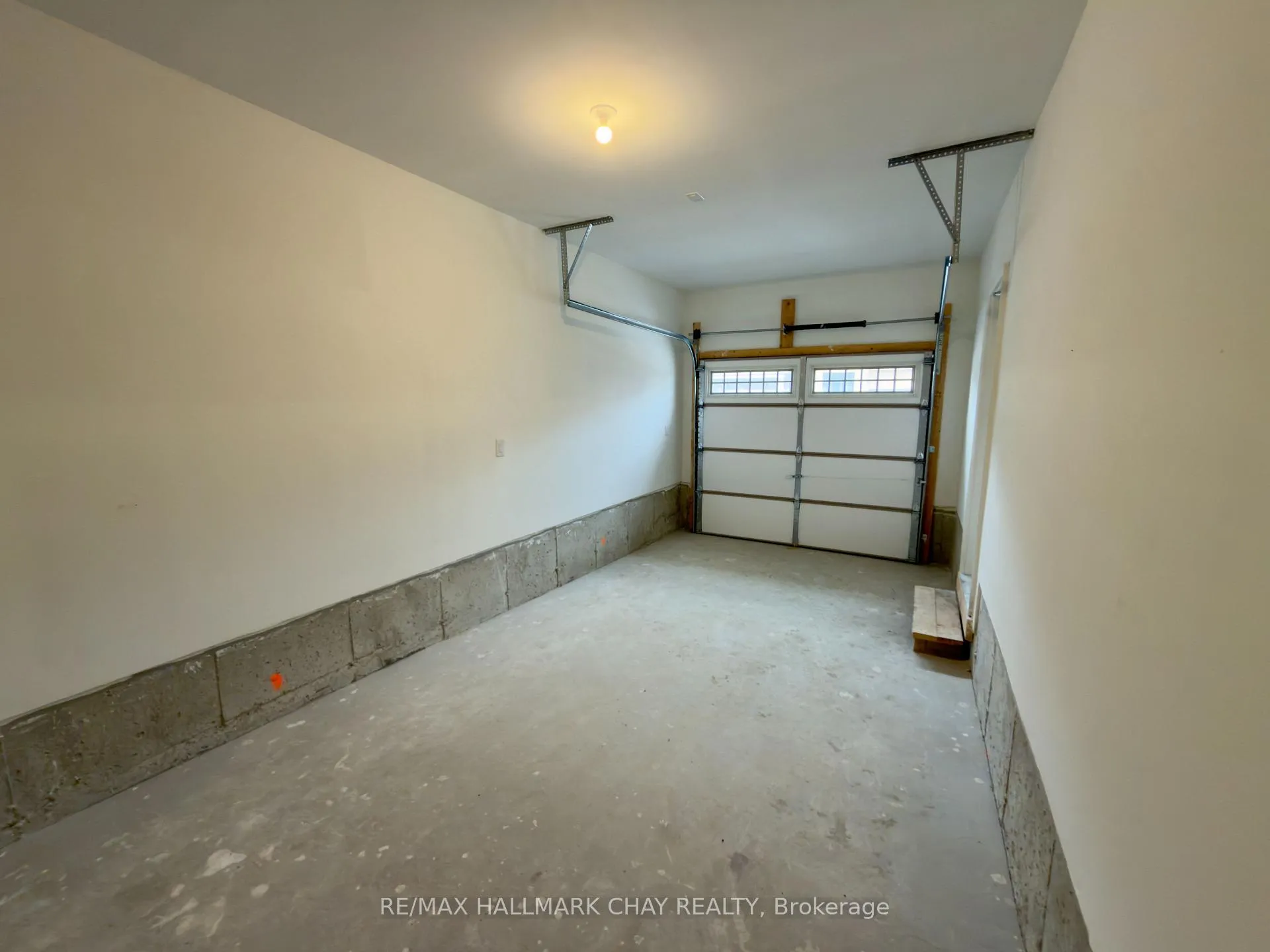 Photo 22 of 48 Foxley Heights, Barrie, Rural Barrie Southwest — HOMEH