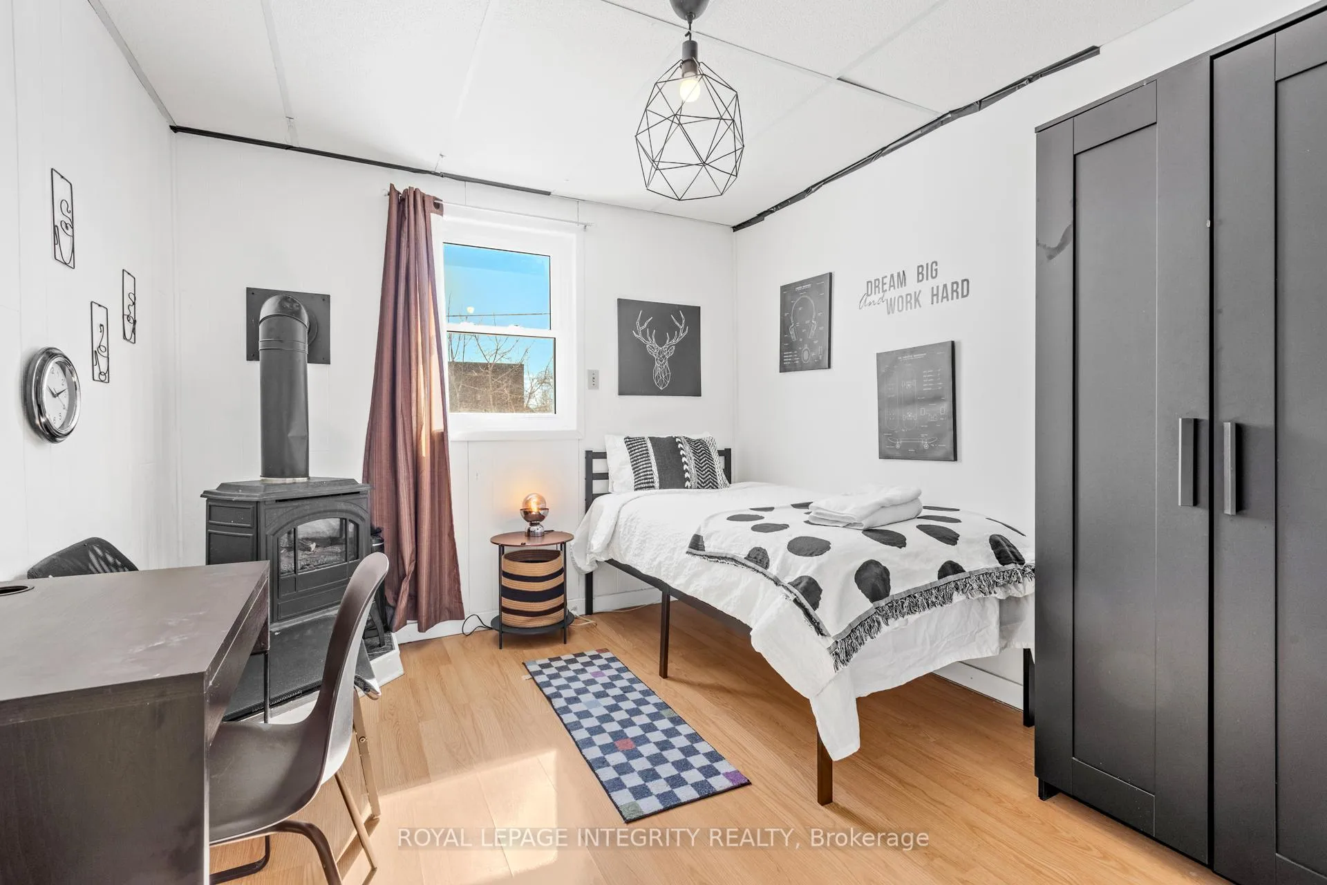 Photo 29 of 22 Rossland Avenue, Ottawa, Meadowlands/St. Claire Gardens — HOMEH