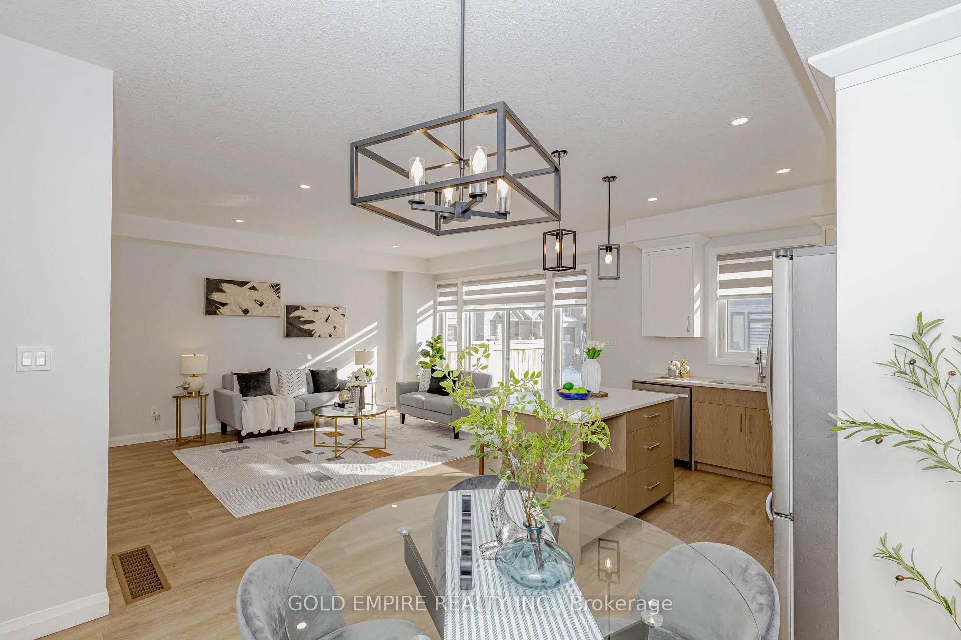 Photo 16 of 87 Stonefield Lane, Middlesex Centre, Ilderton — HOMEH
