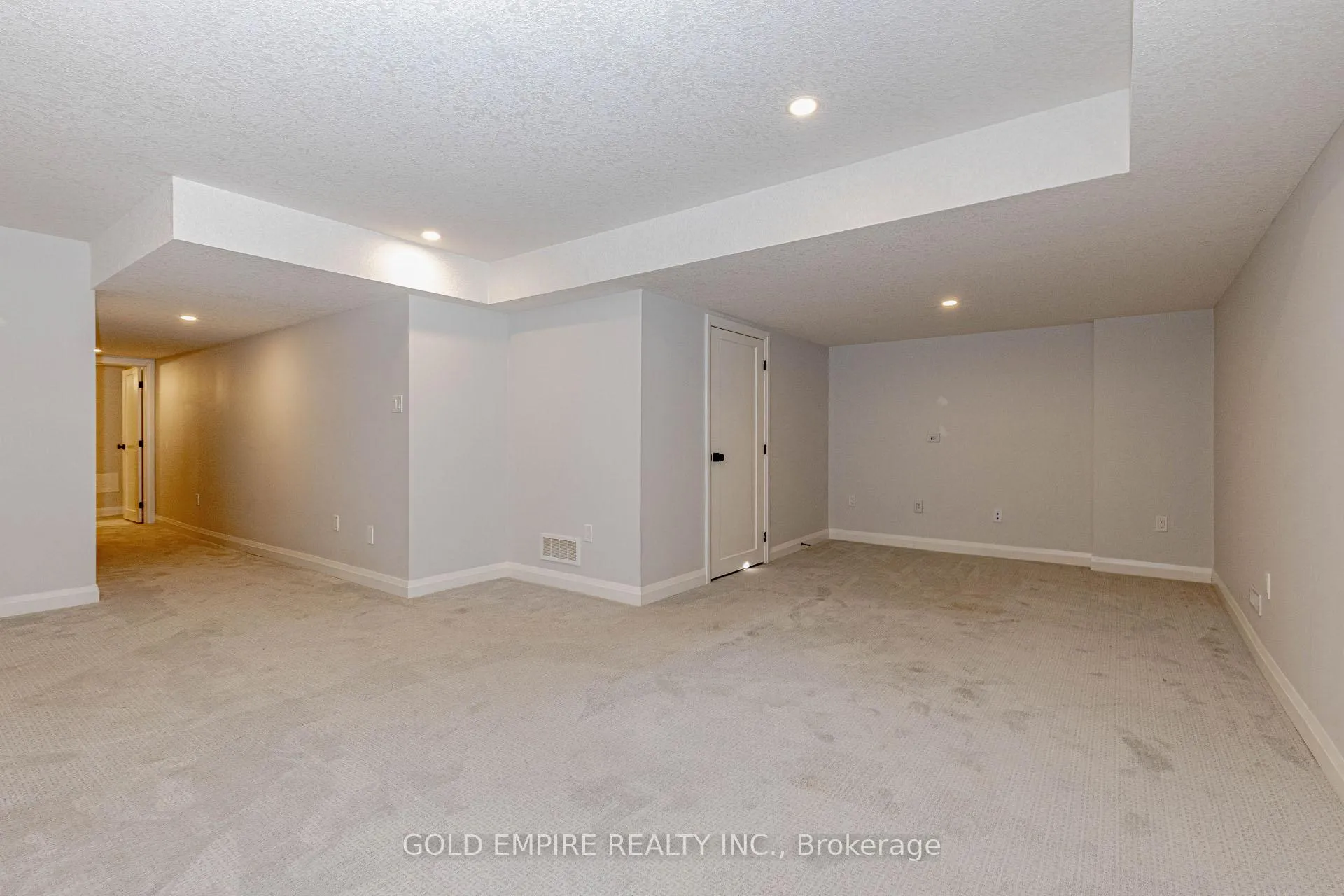 Photo 39 of 87 Stonefield Lane, Middlesex Centre, Ilderton — HOMEH