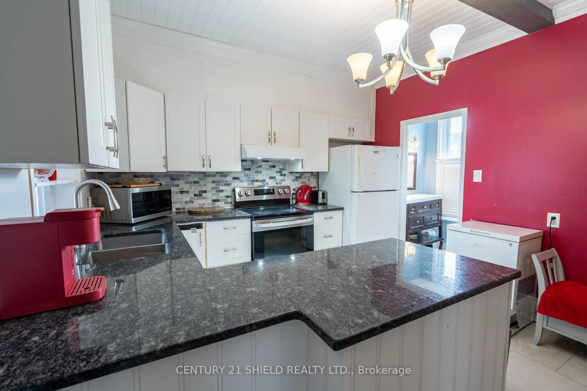 Photo 5 of 274 Bishop Street N, North Glengarry, Alexandria — HOMEH