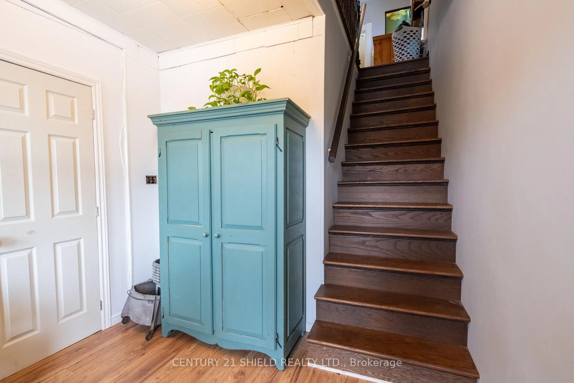 Photo 12 of 274 Bishop Street N, North Glengarry, Alexandria — HOMEH