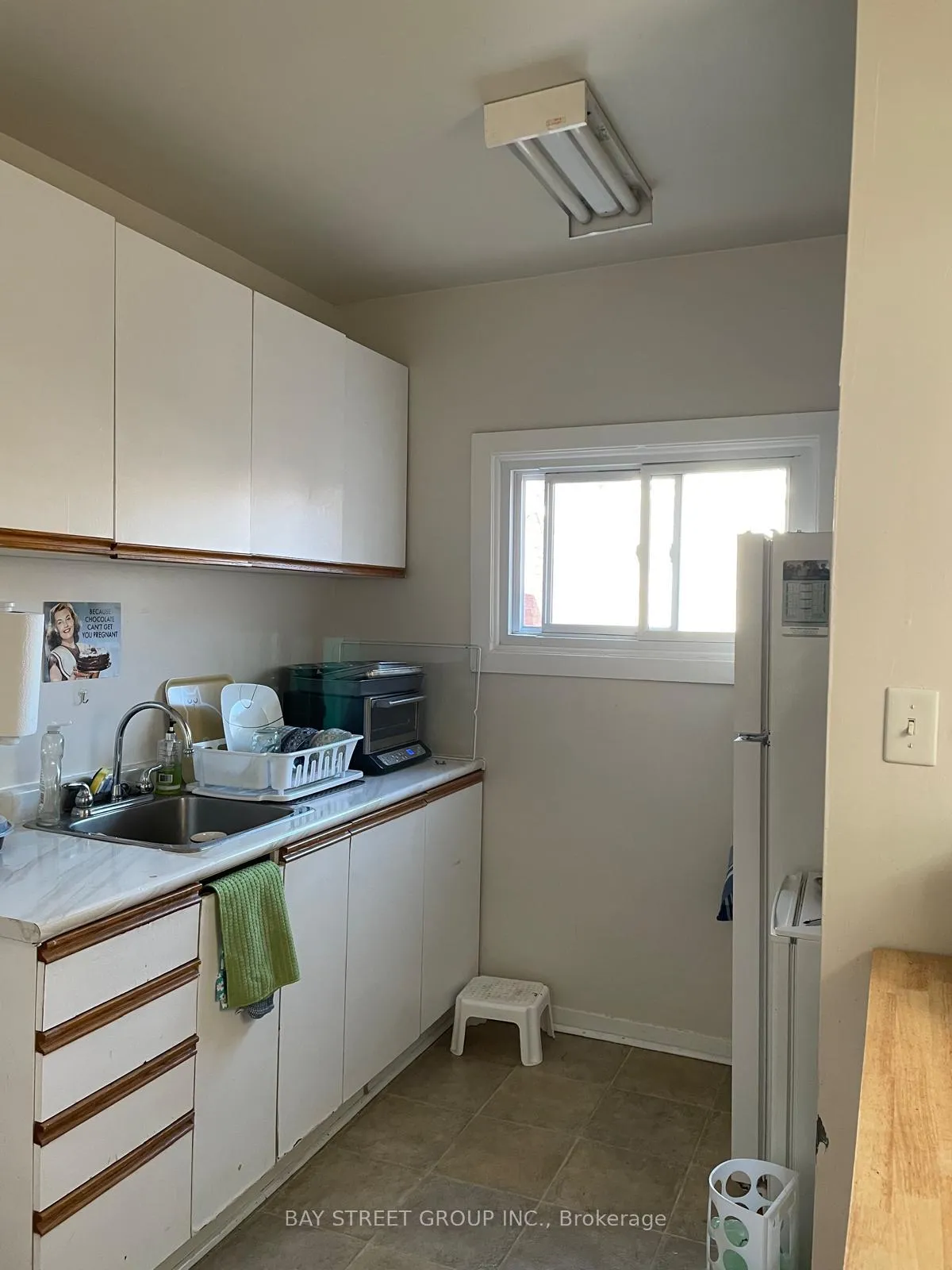 Photo 10 of 337 Brock Street N, Kingston, Central City East — HOMEH