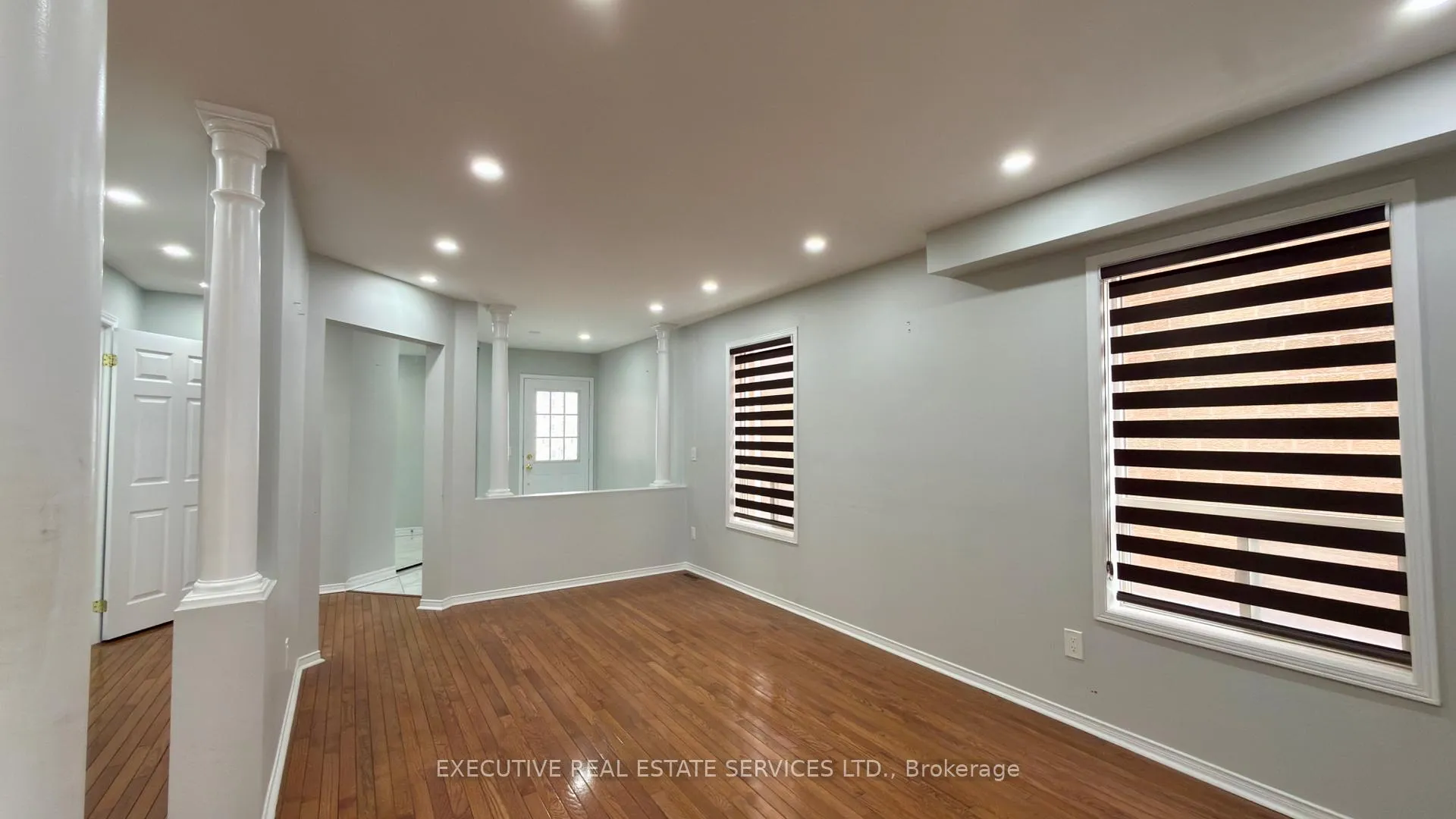Photo 6 of 5 Condotti Drive, Vaughan, West Woodbridge — HOMEH