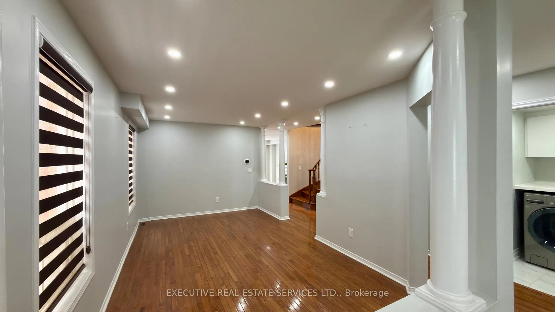 Photo 7 of 5 Condotti Drive, Vaughan, West Woodbridge — HOMEH