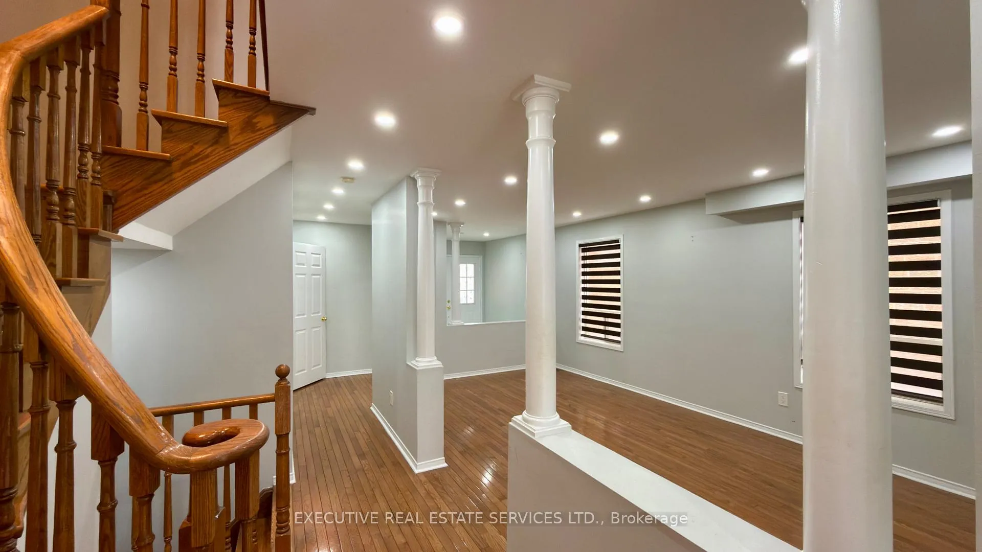 Photo 8 of 5 Condotti Drive, Vaughan, West Woodbridge — HOMEH
