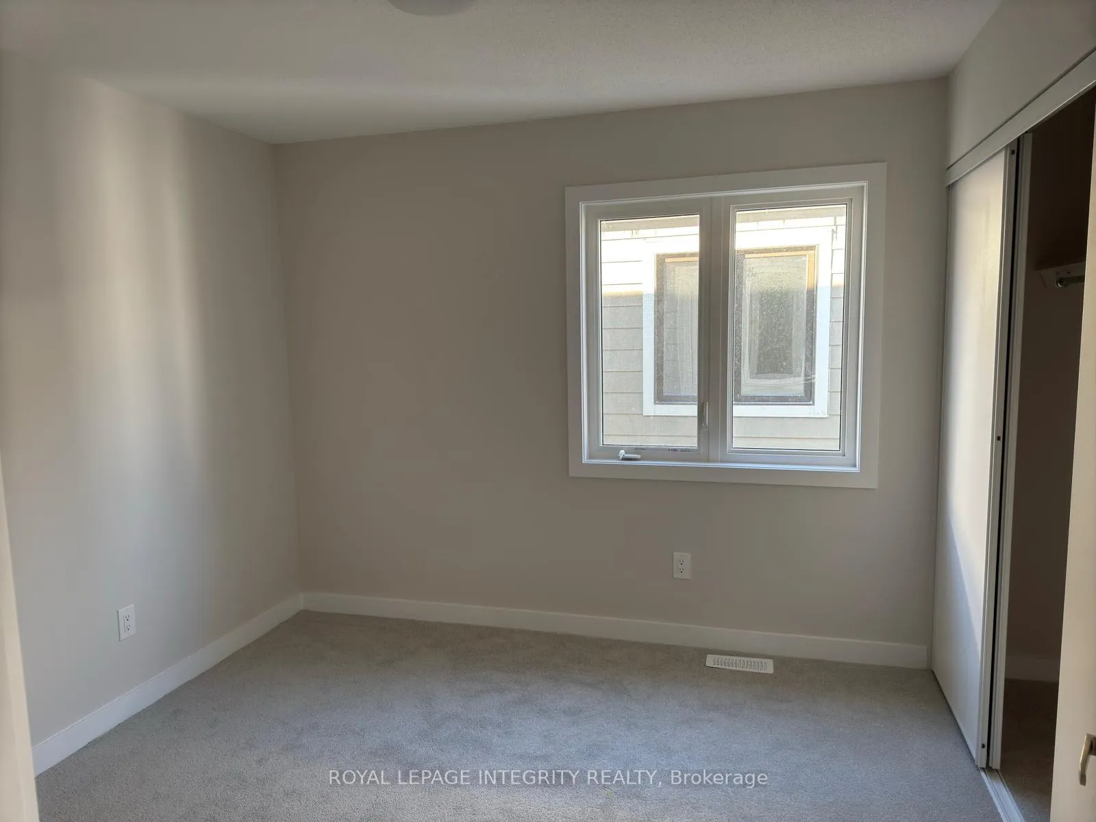 Photo 18 of 957 Seagrave Lane, Ottawa, Btwn Franktown Rd. & Fallowfield Rd. — HOMEH