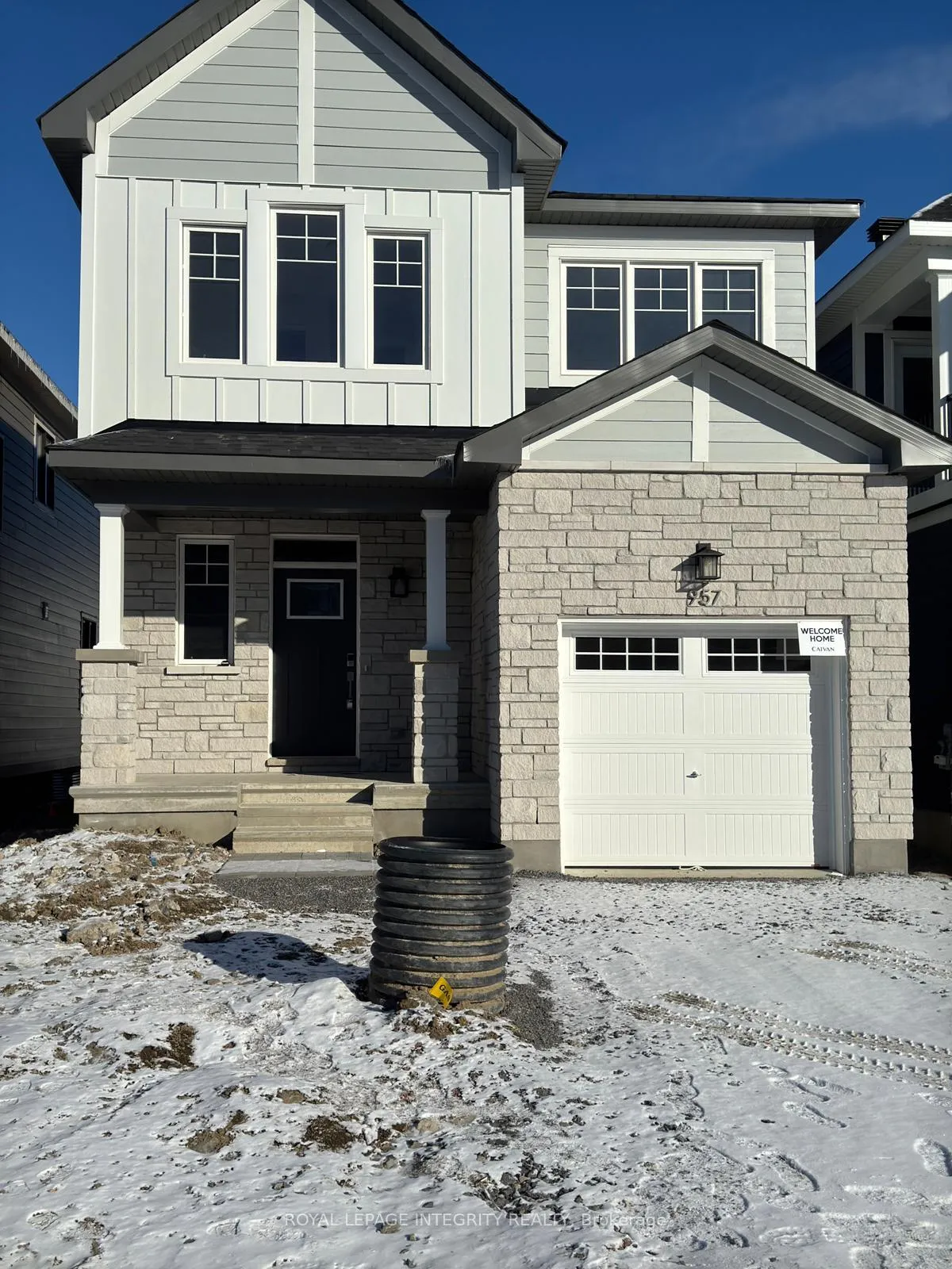 Photo 25 of 957 Seagrave Lane, Ottawa, Btwn Franktown Rd. & Fallowfield Rd. — HOMEH