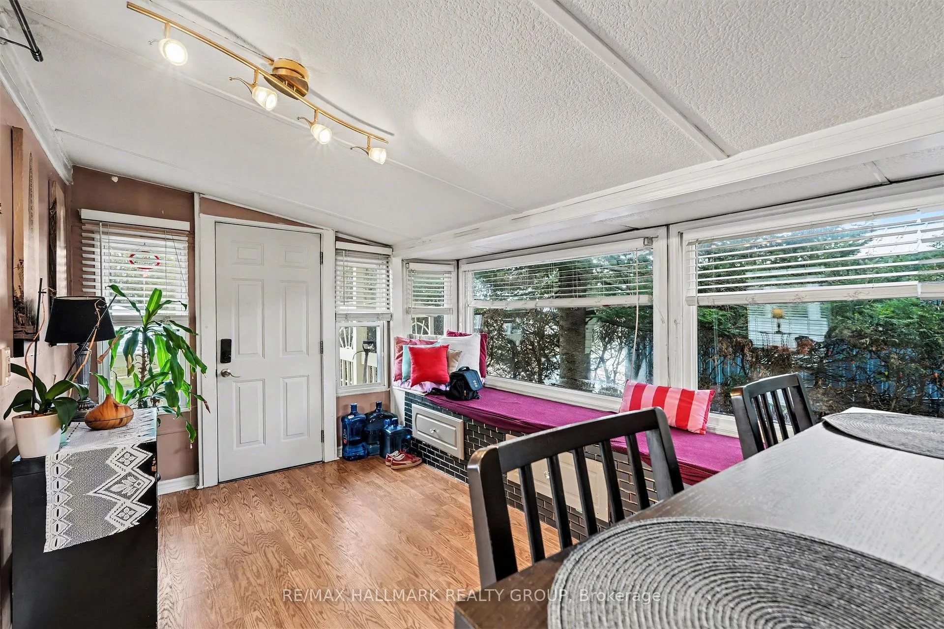 Photo 8 of 5 Strickland Private, Ottawa, Remainder of Stittsville & Area — HOMEH