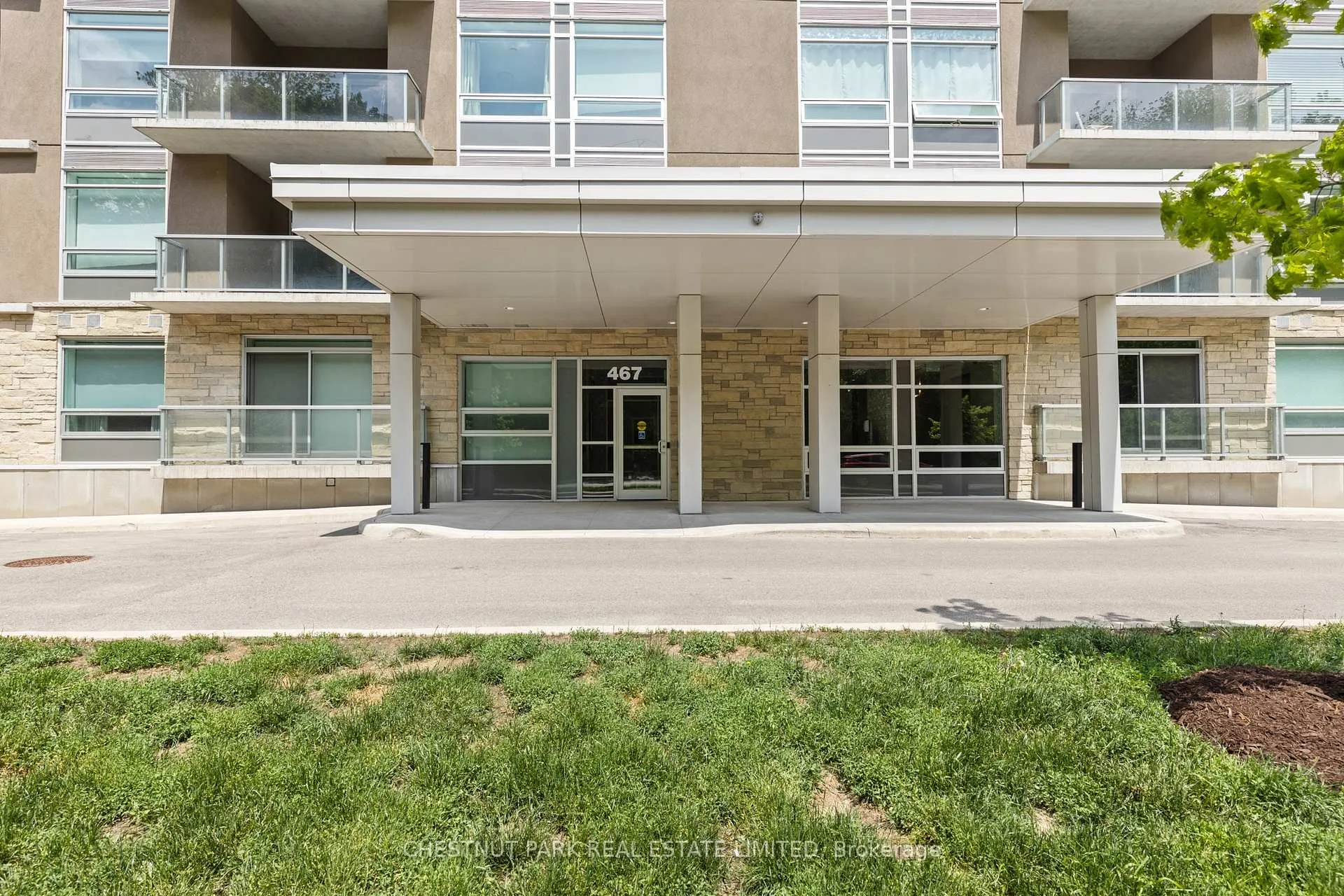 Photo 3 of Unit 15, 467 Charlton Avenue E, Hamilton, Stinson — HOMEH