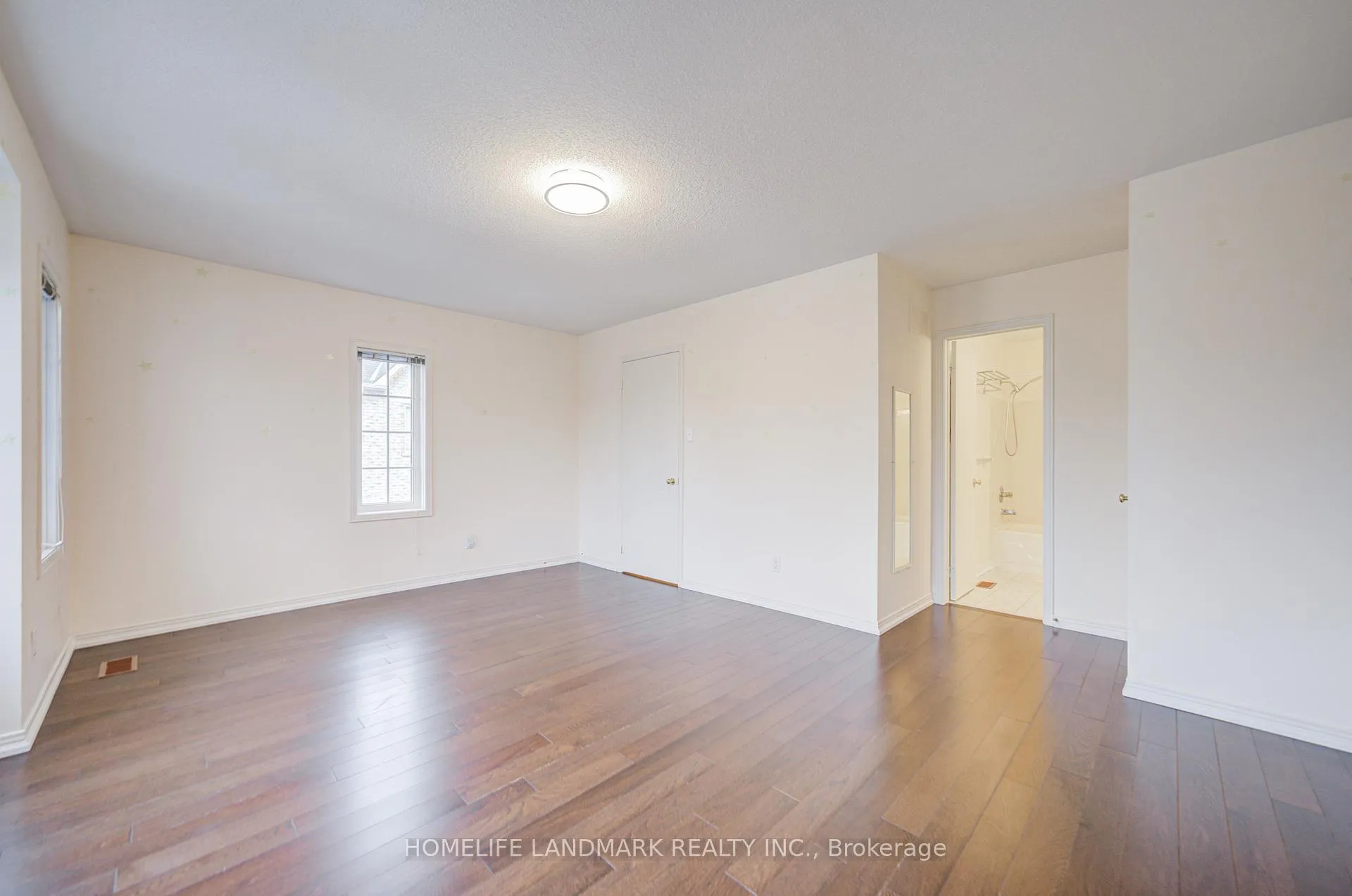 Photo 28 of 117 Halterwood Circle, Markham, Markville — HOMEH