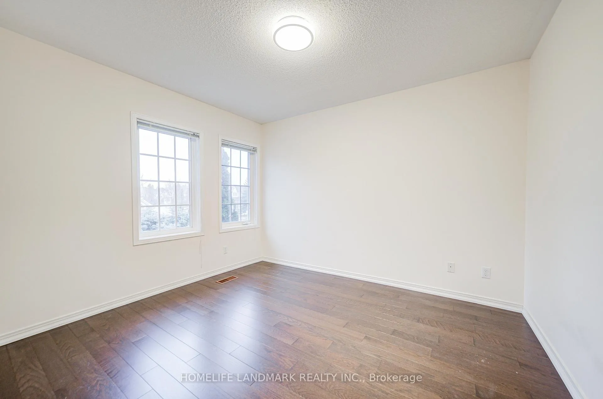 Photo 30 of 117 Halterwood Circle, Markham, Markville — HOMEH