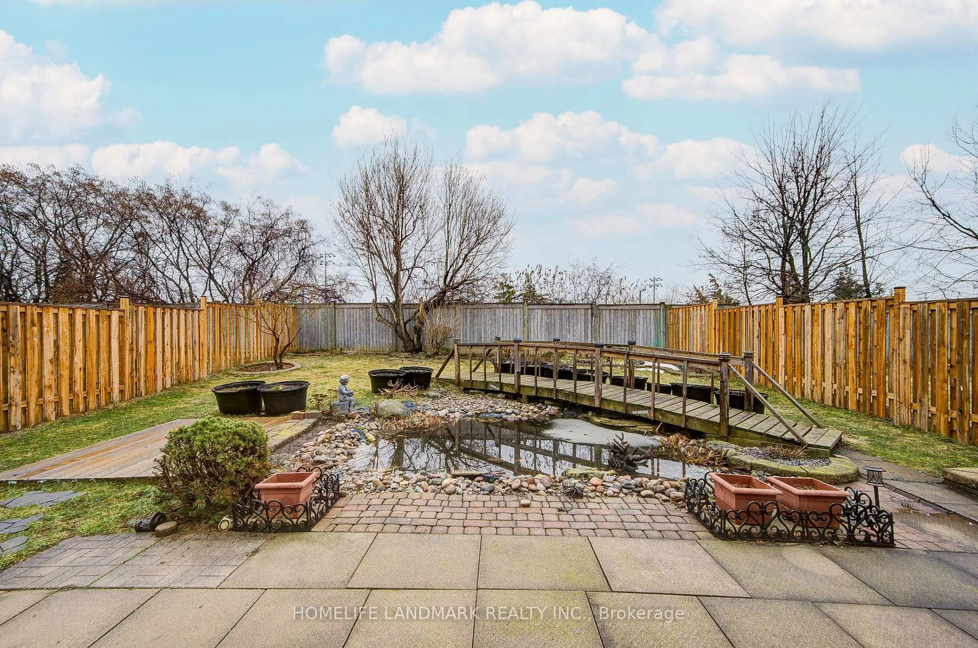 Photo 38 of 117 Halterwood Circle, Markham, Markville — HOMEH