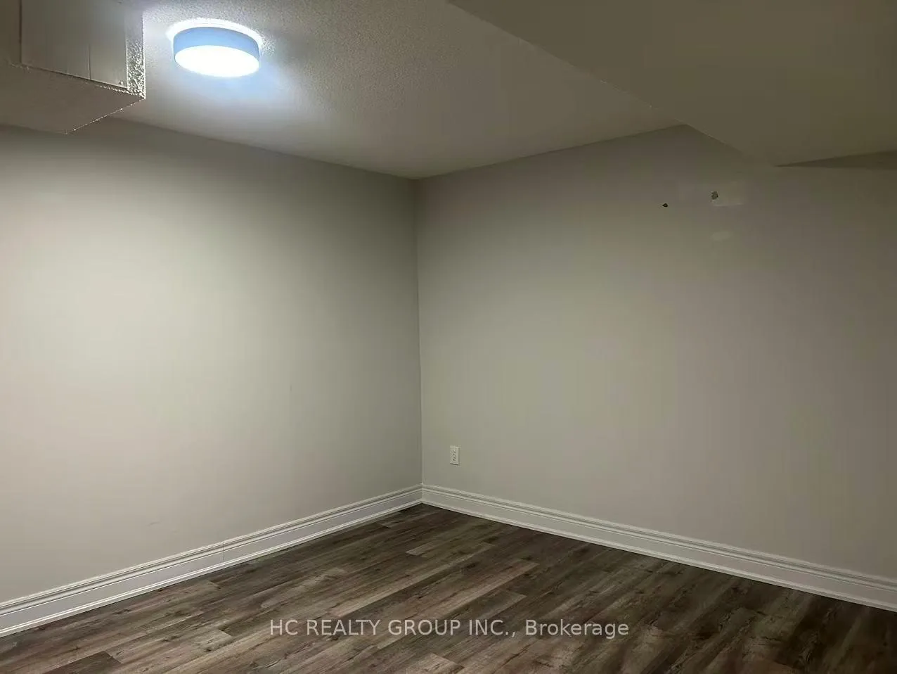 Photo 6 of Unit Basement, 62 Adrian Crescent, Markham, Raymerville — HOMEH