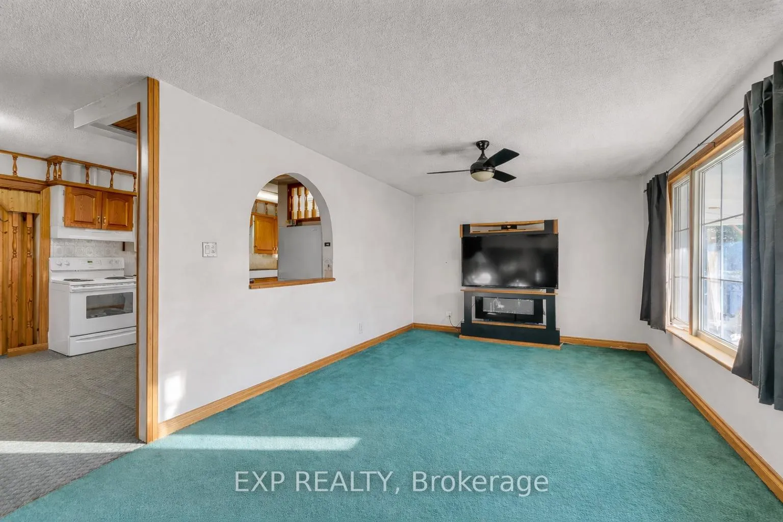 Photo 3 of 155 Frankford Road, Stirling-Rawdon, Stirling Ward — HOMEH