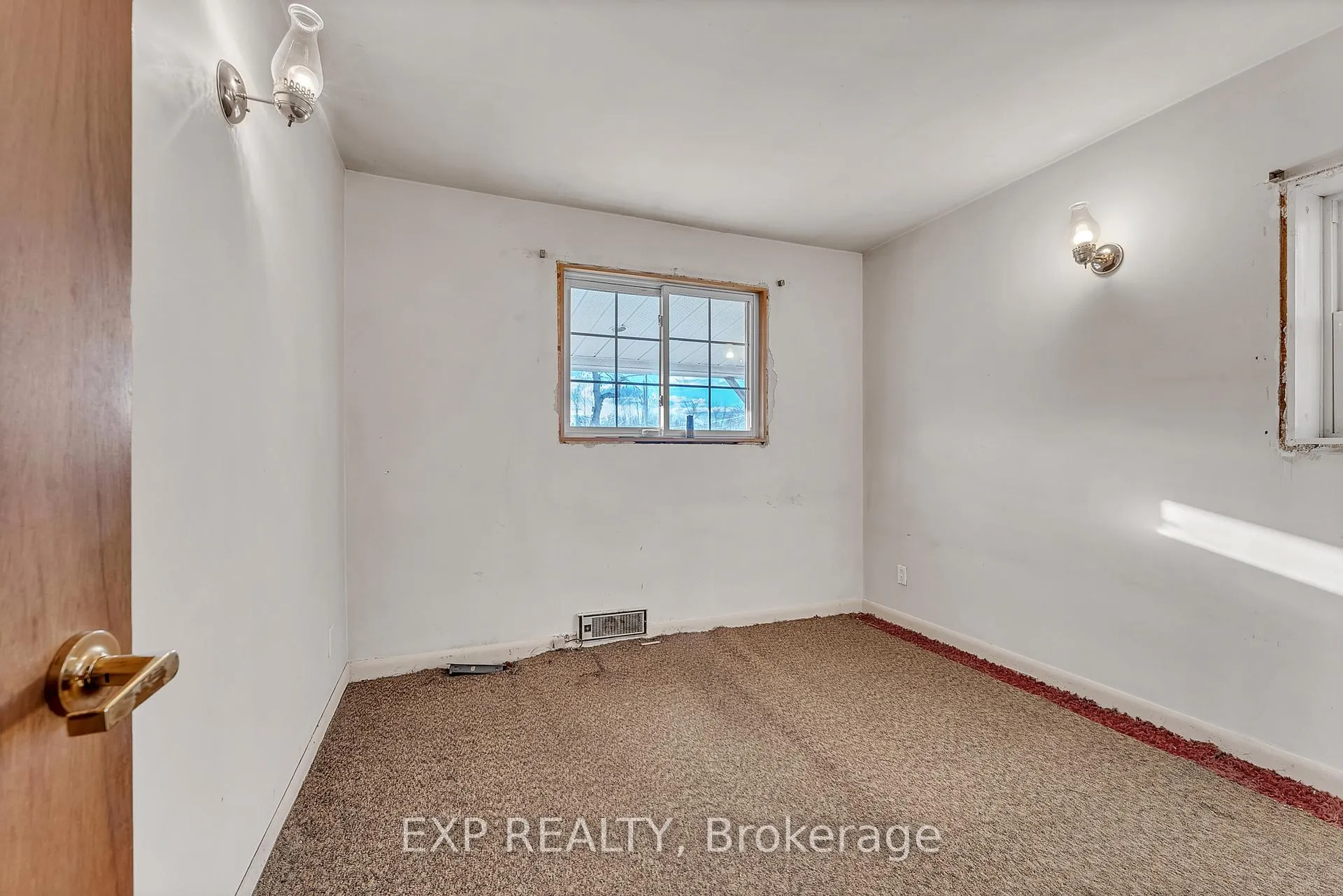 Photo 7 of 155 Frankford Road, Stirling-Rawdon, Stirling Ward — HOMEH
