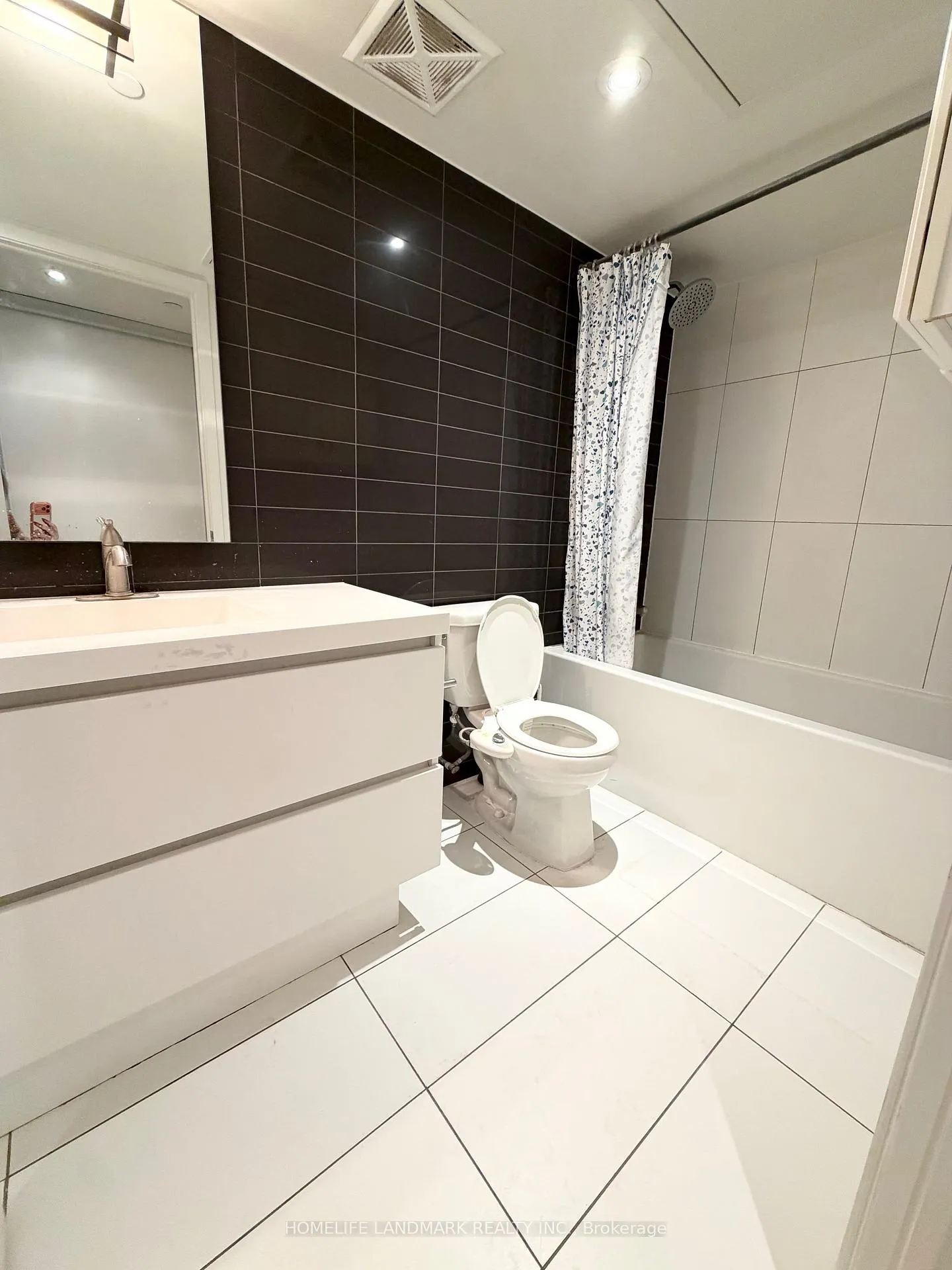 Photo 8 of Unit 2602, 75 Queens Wharf Road, Toronto, Waterfront Communities — HOMEH