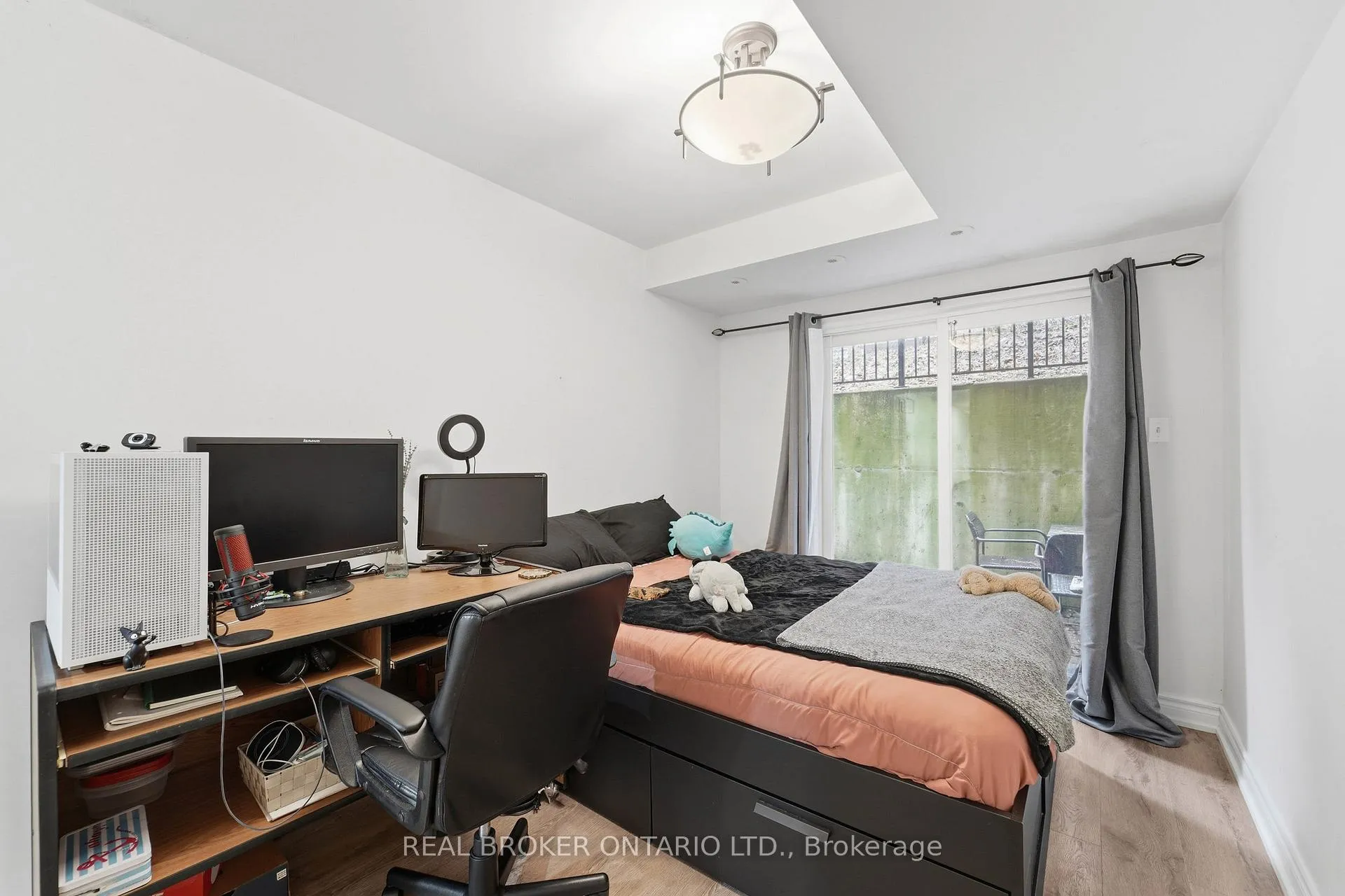 Photo 14 of Unit 92, 37 Four Winds Drive, North York, York University Heights — HOMEH