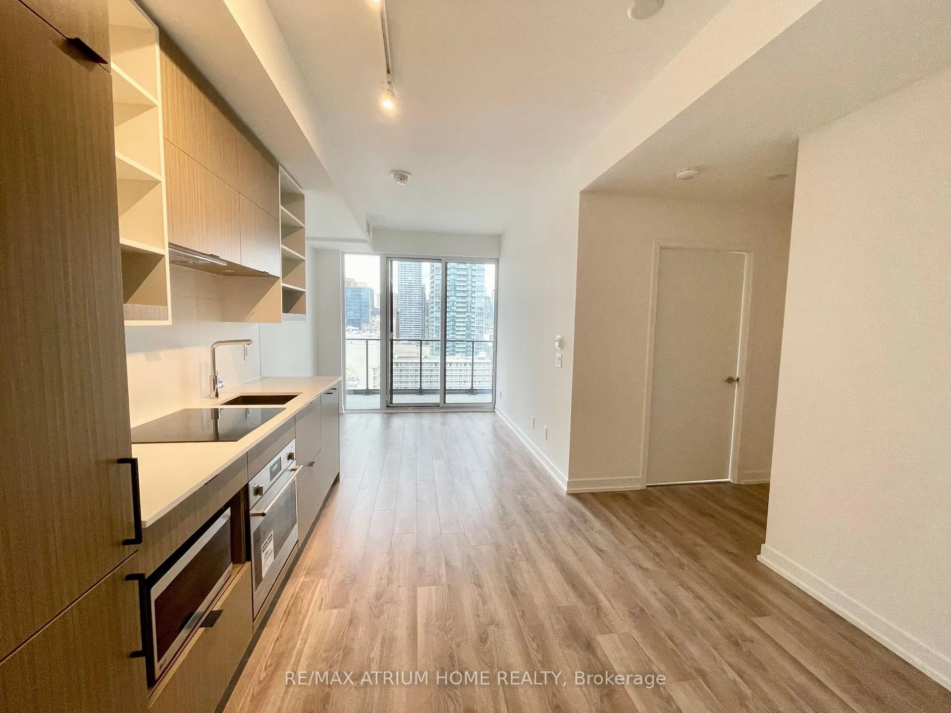 Photo 5 of Unit 2622, 20 Edward Street, Toronto, Bay Street Corridor — HOMEH