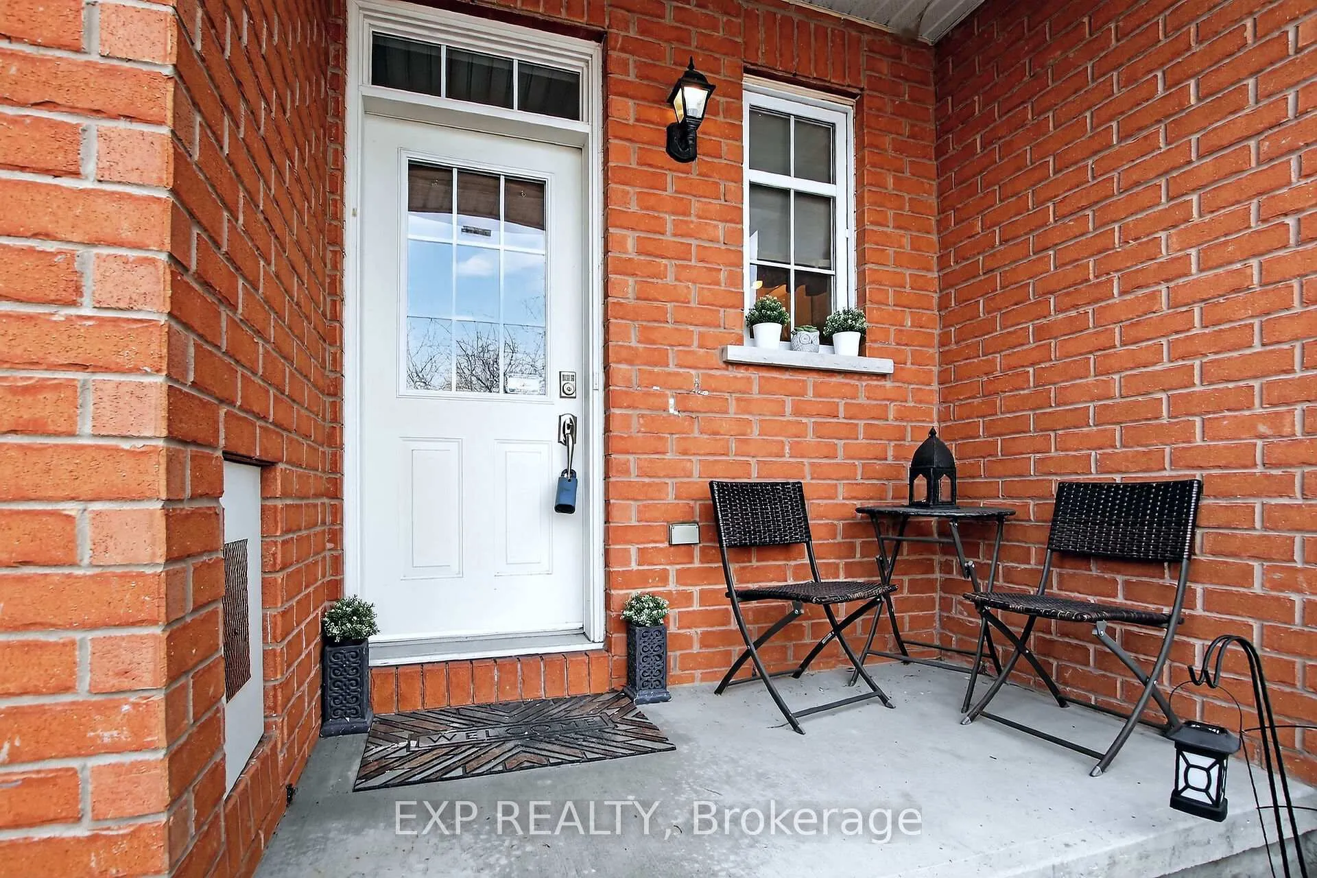 Photo 2 of 304 Goldridge Drive, Ottawa, Kanata - Kanata Lakes/Heritage Hills — HOMEH