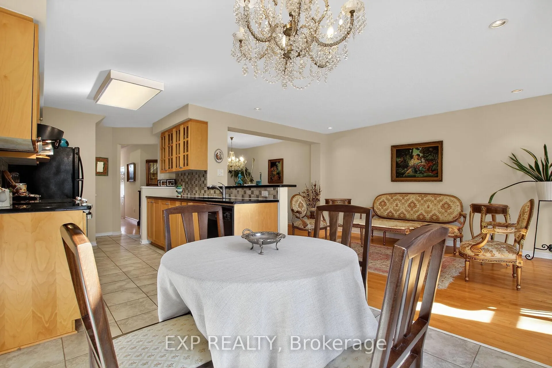 Photo 15 of 304 Goldridge Drive, Ottawa, Kanata - Kanata Lakes/Heritage Hills — HOMEH