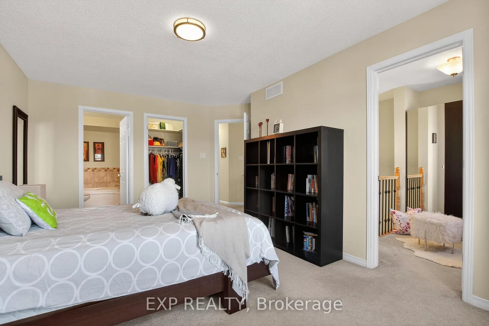 Photo 27 of 304 Goldridge Drive, Ottawa, Kanata - Kanata Lakes/Heritage Hills — HOMEH