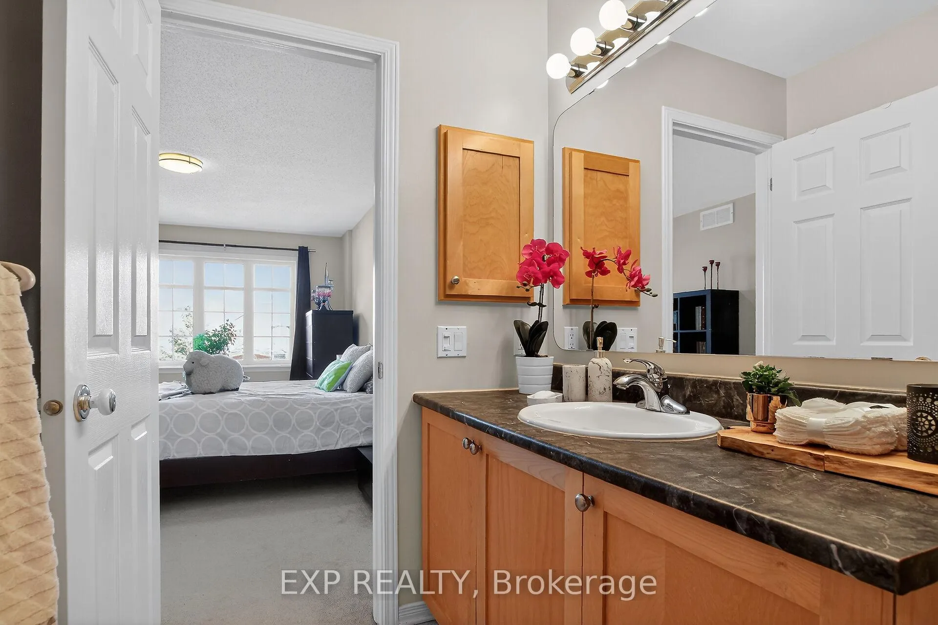 Photo 31 of 304 Goldridge Drive, Ottawa, Kanata - Kanata Lakes/Heritage Hills — HOMEH