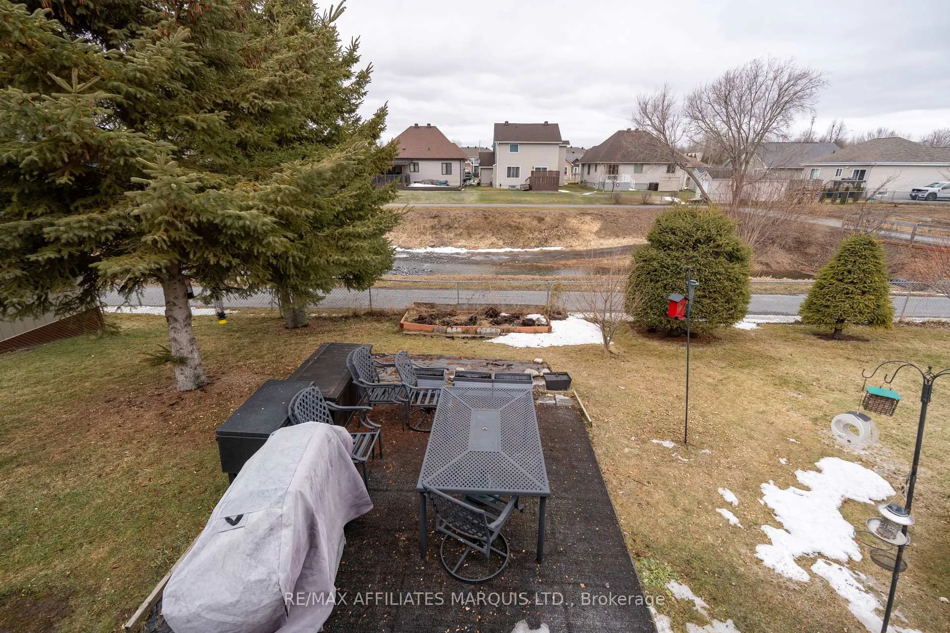 Photo 3 of 2231 Glen Brook Drive, Cornwall — HOMEH